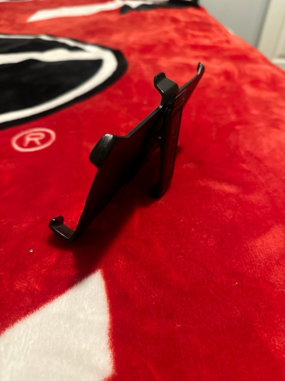 Apple IPhone 14 Plus 128 GB Red unlocked with OtterBox Defender Series/beltclip 2O89