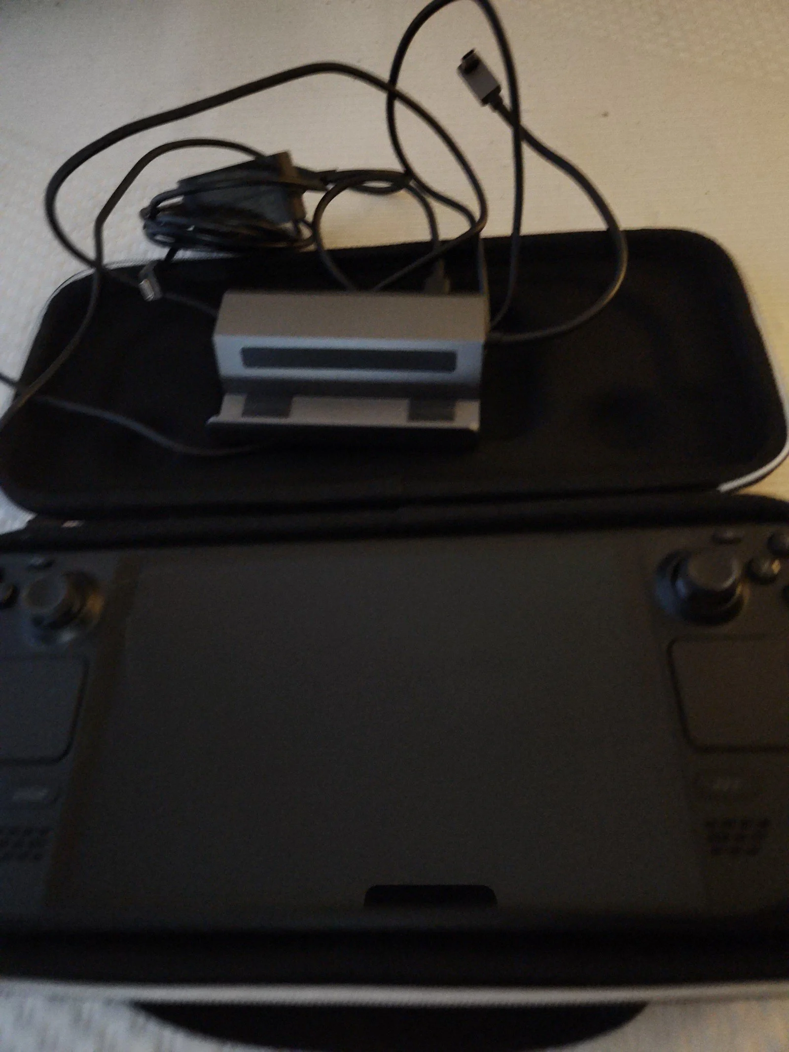 Steam Deck OLED 512gb w/case and dock