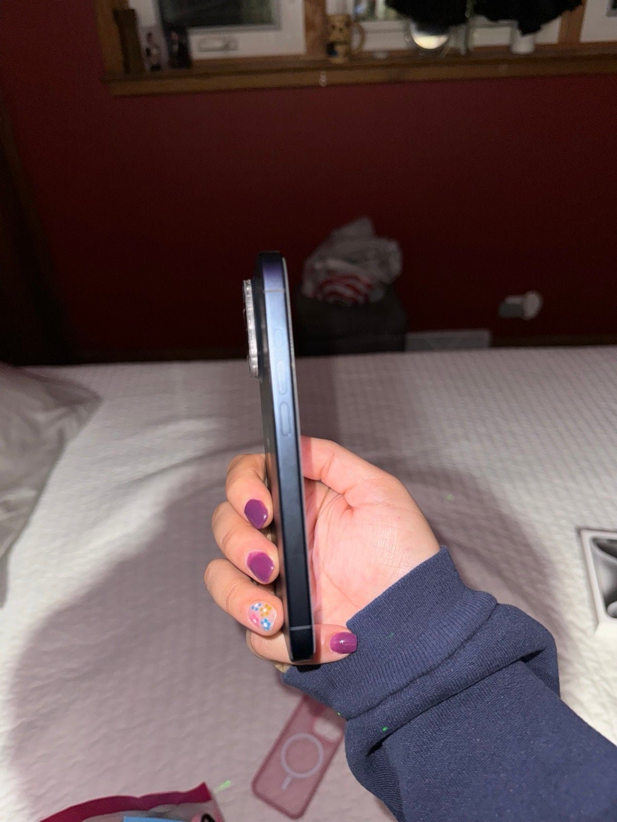 Blue iPhone 15 pro 8S71