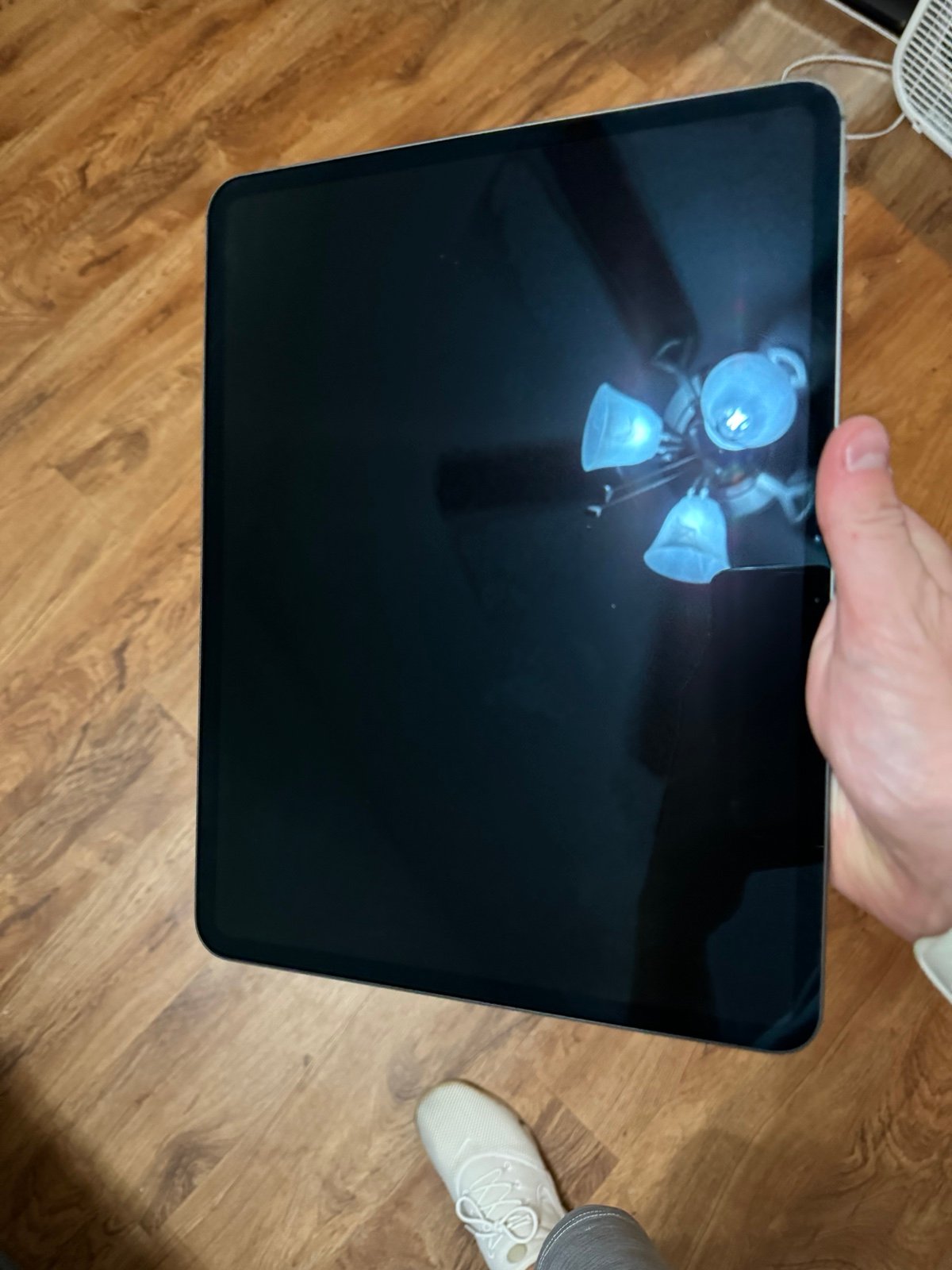 Apple iPad Pro 2024 M4 13” 256gb WiFi Model with Magic Keyboard and Apple Pencil 2P77