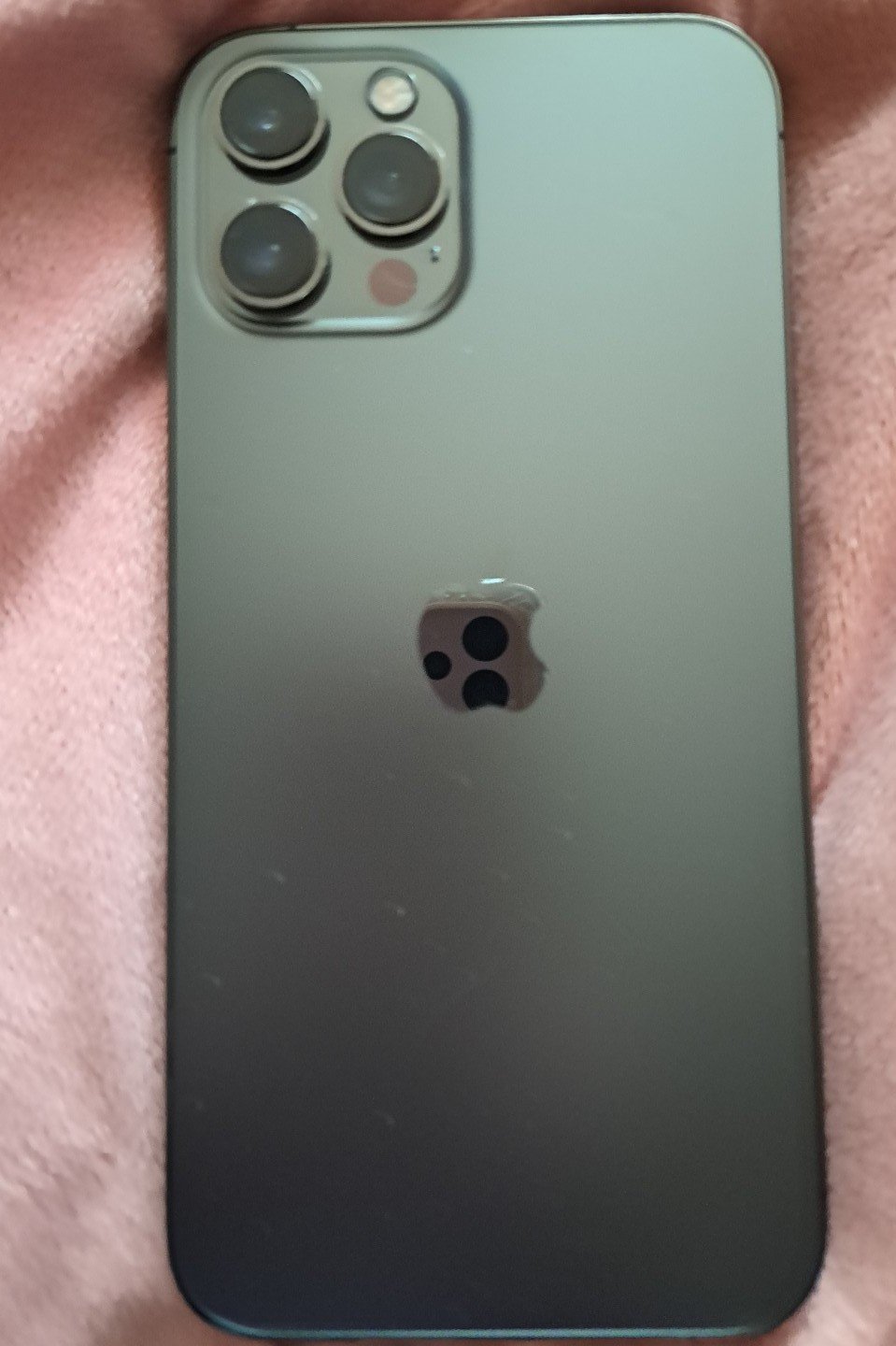 IPHONE 12 PRO MAX UNLOCKED NEW CONDITION 8F11