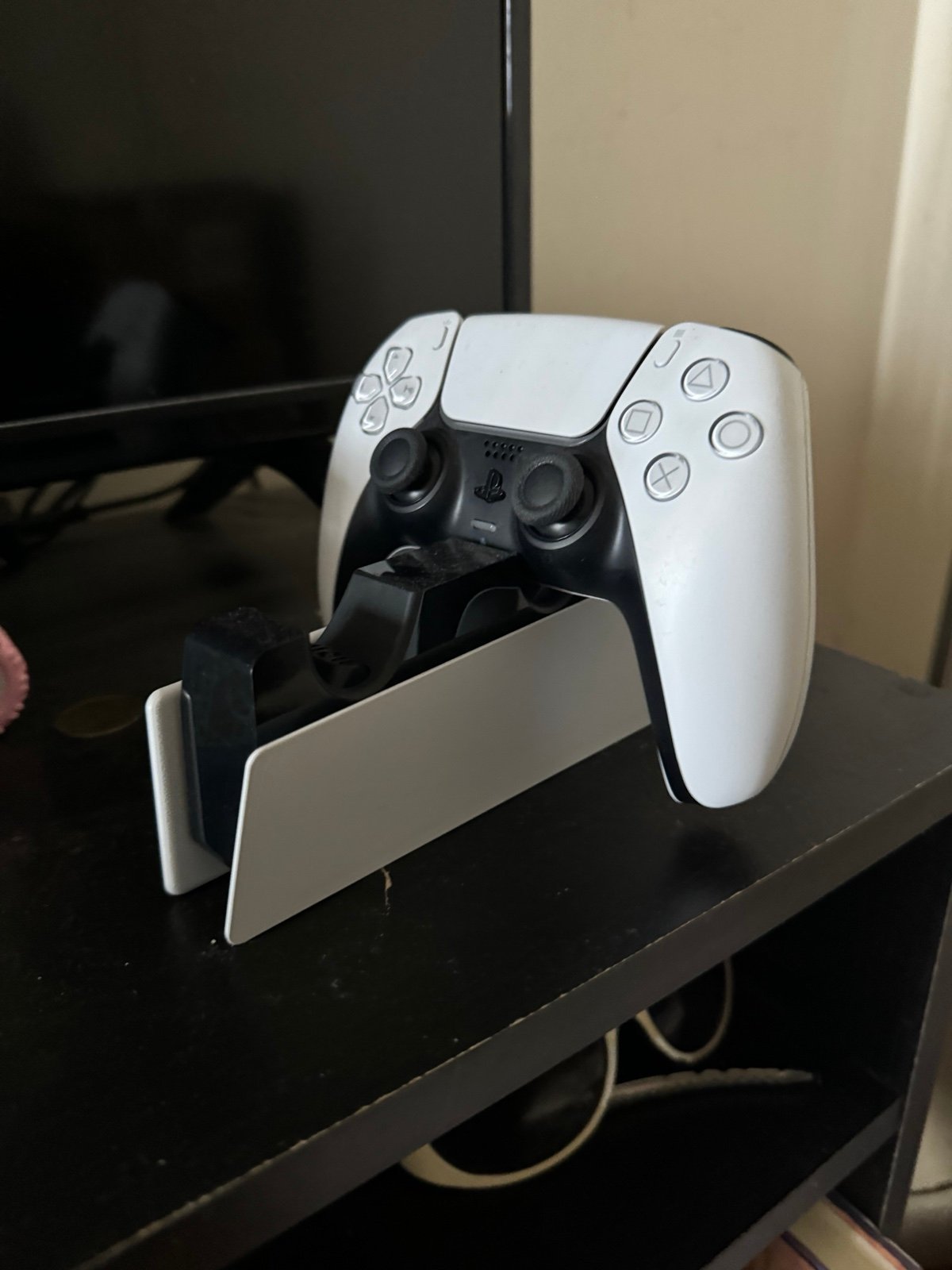 Sony PlayStation 5 Console in White 7O78