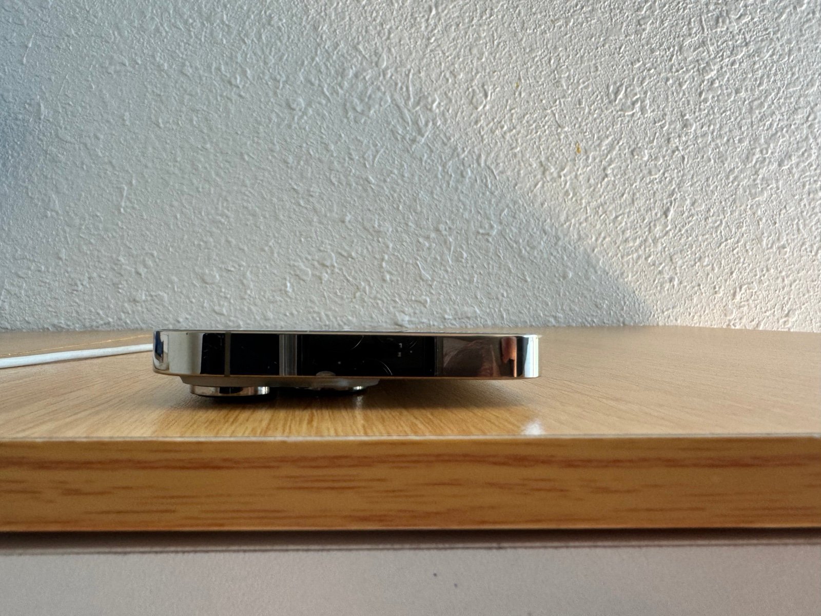 Apple iPhone 14 Pro 128GB Unlocked With Charger & Case 7R95