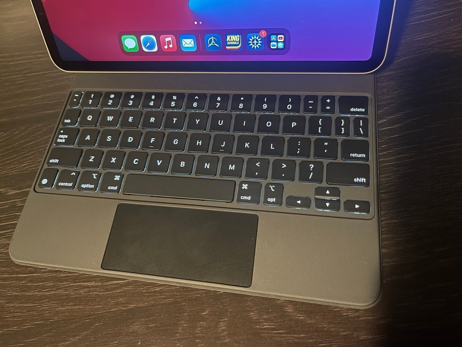 iPad Pro 11 inch 256GB with Magic Keyboard 6A29