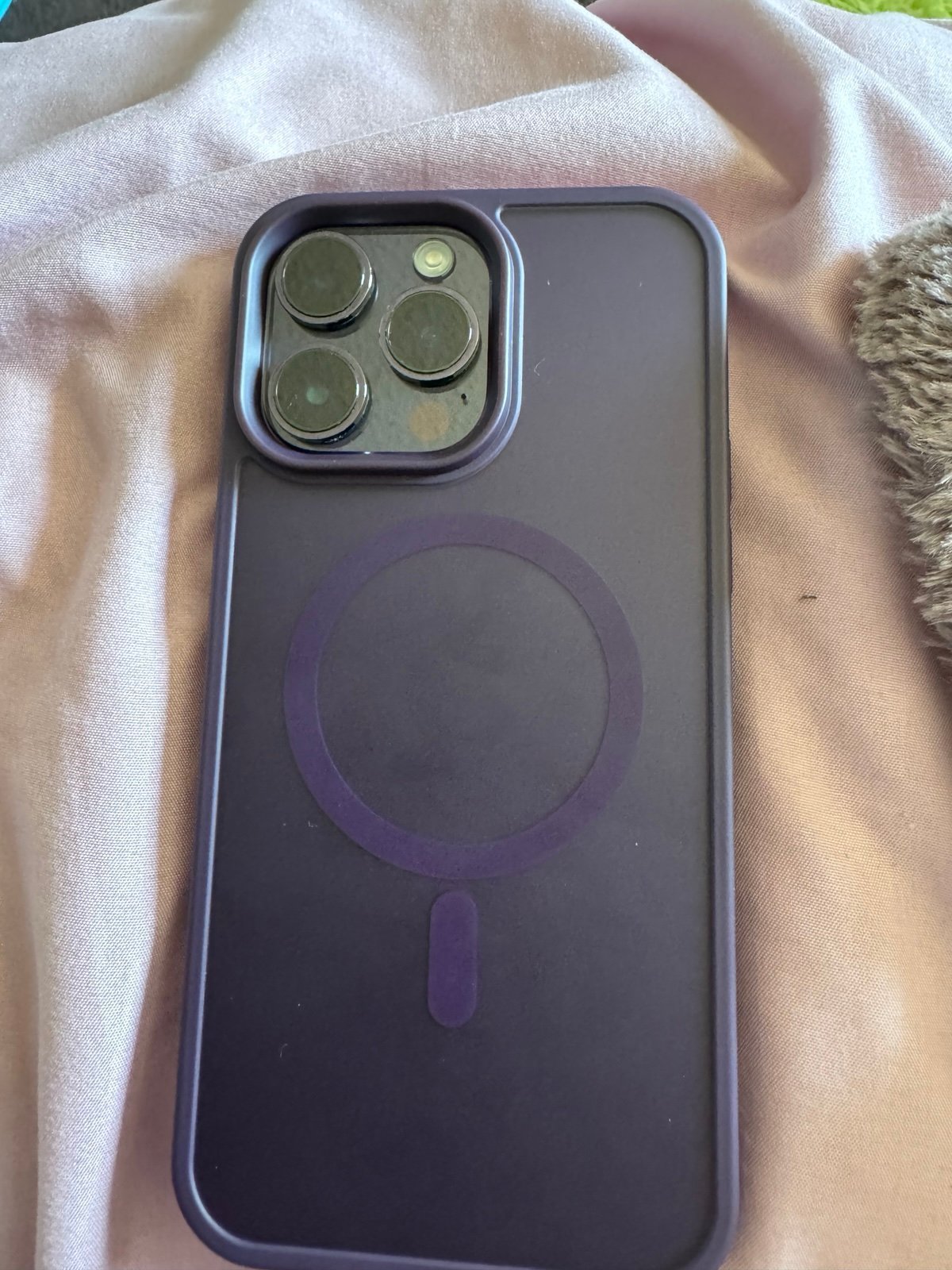 Apple iPhone 14 Pro Max 128 GB in Deep Purple for Unlocked 3X53