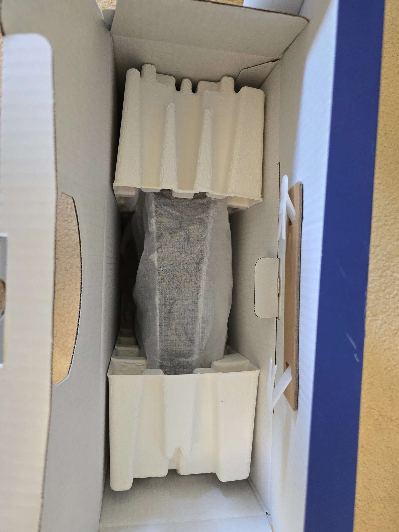 Sony PlayStation 5 Console in White 825GB 9M39