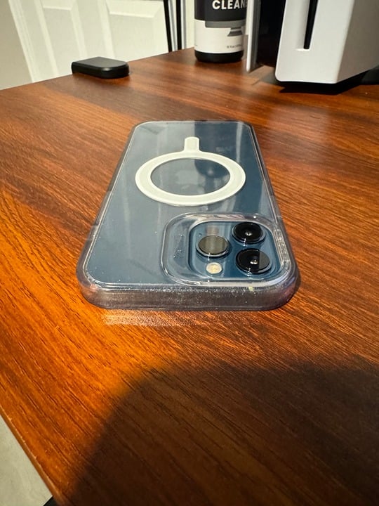 Apple iPhone 12 Pro Max 128 GB in Pacific Blue for Unlocked 7V72