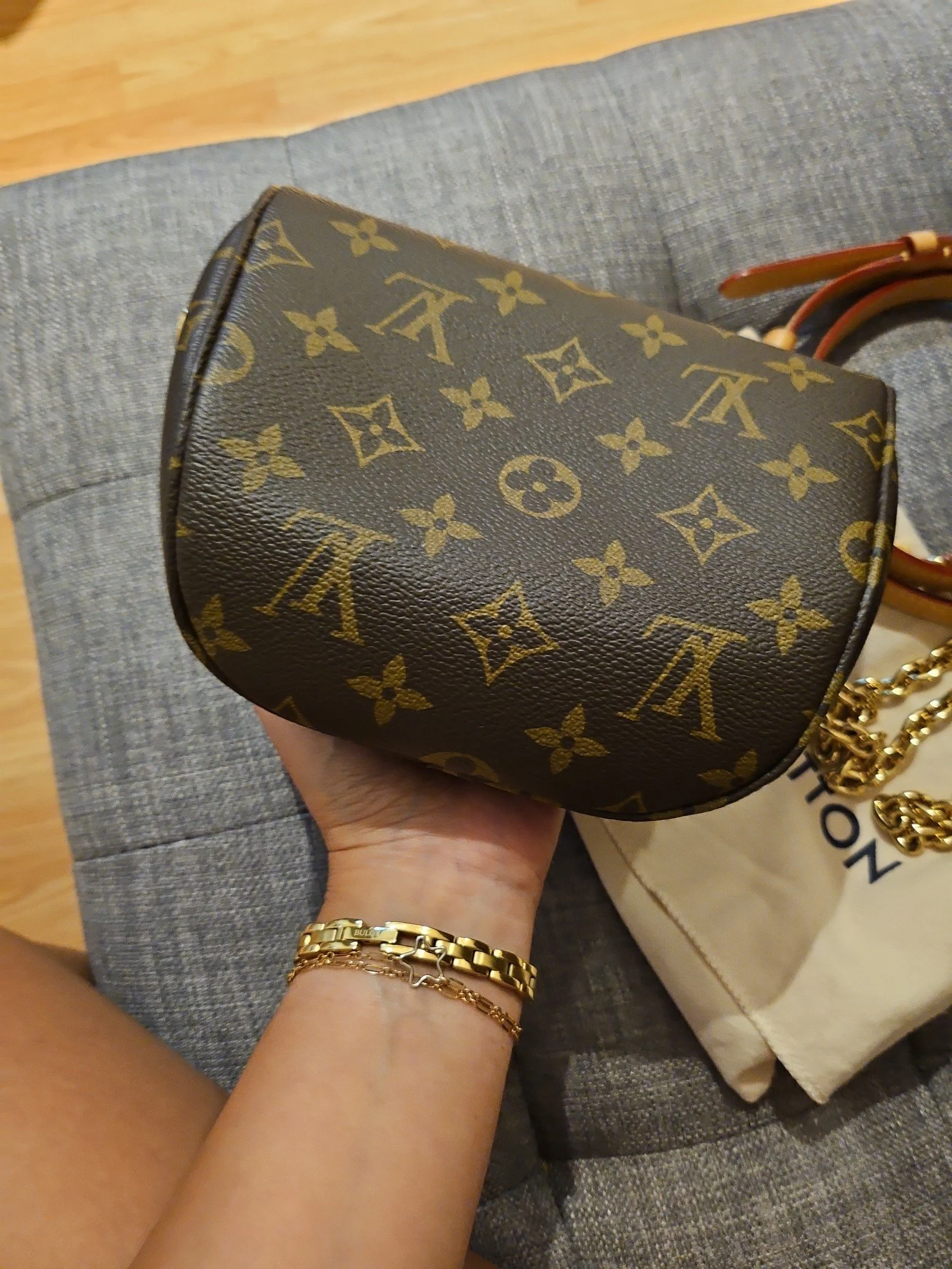 Louis Vuitton mini bumbag