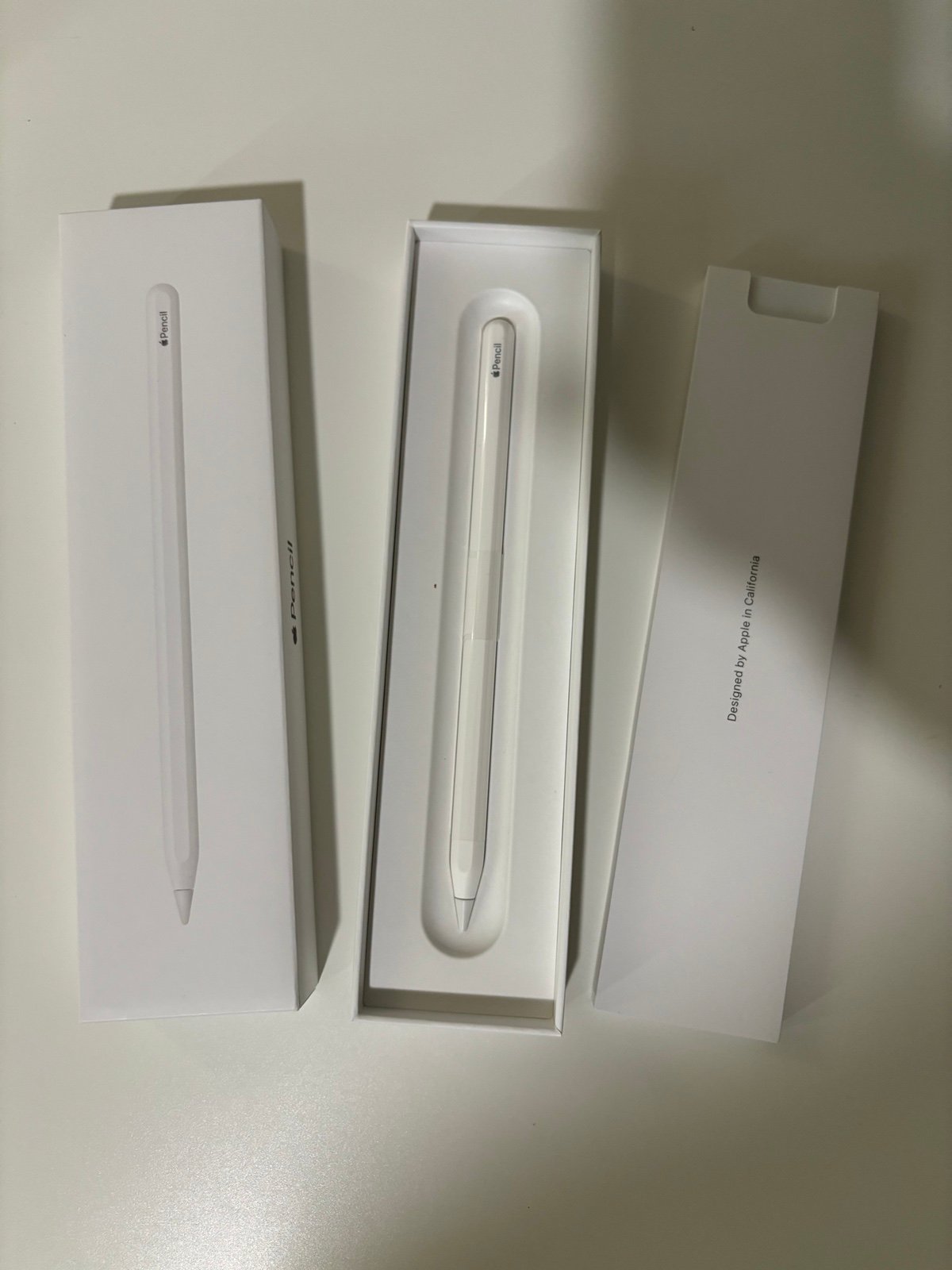 iPad Pro 11-inch (4th Generation) Wi-Fi 128 GB + Apple Pencil 3R27