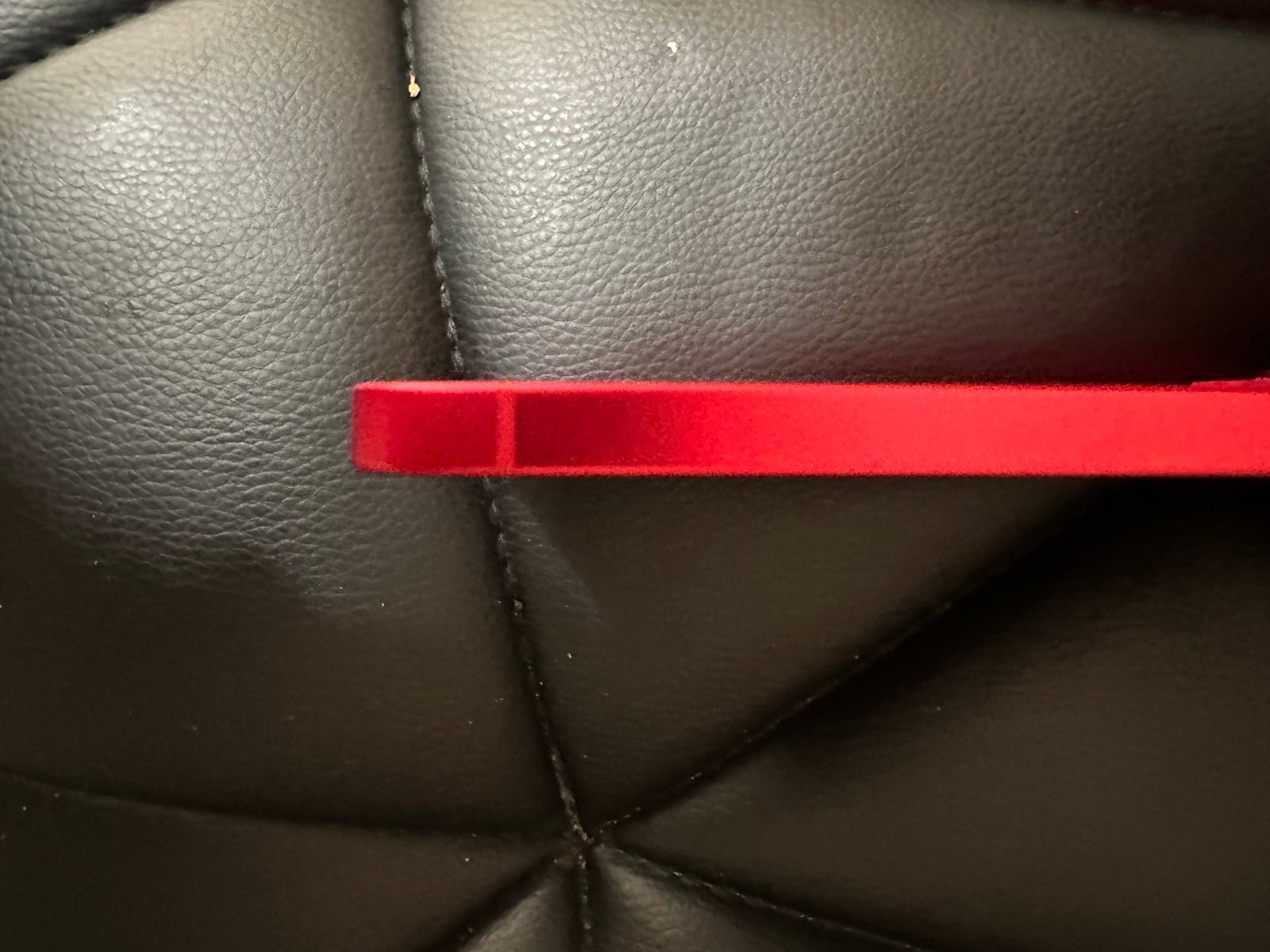 iPhone 14 red 128 gb (AT&T only )bh 91% excellent condition 5J55