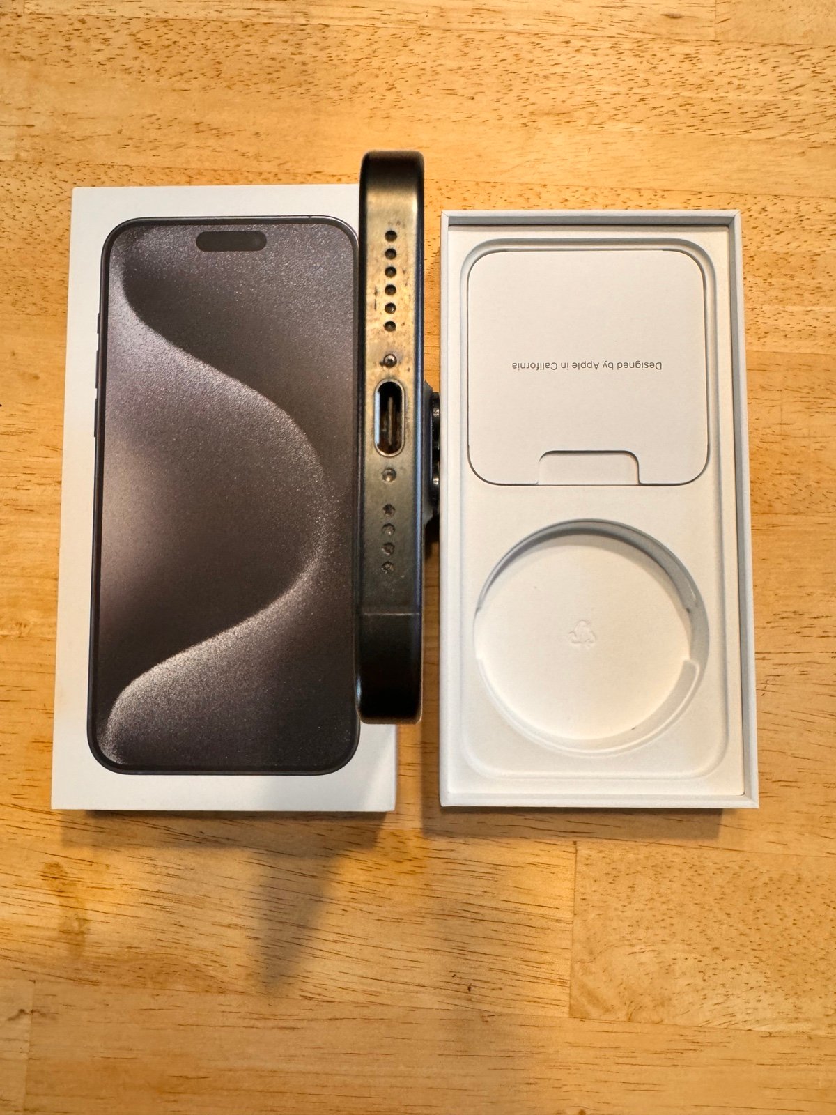 iPhone 15 Pro Max 256GB (unlocked) 1R56