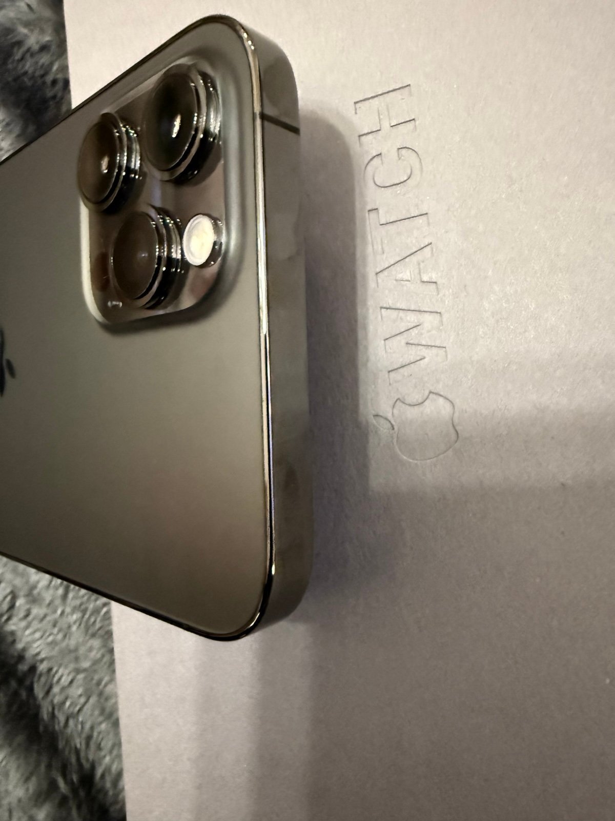 iPhone 12 Pro Max UNLOCKED 6H18