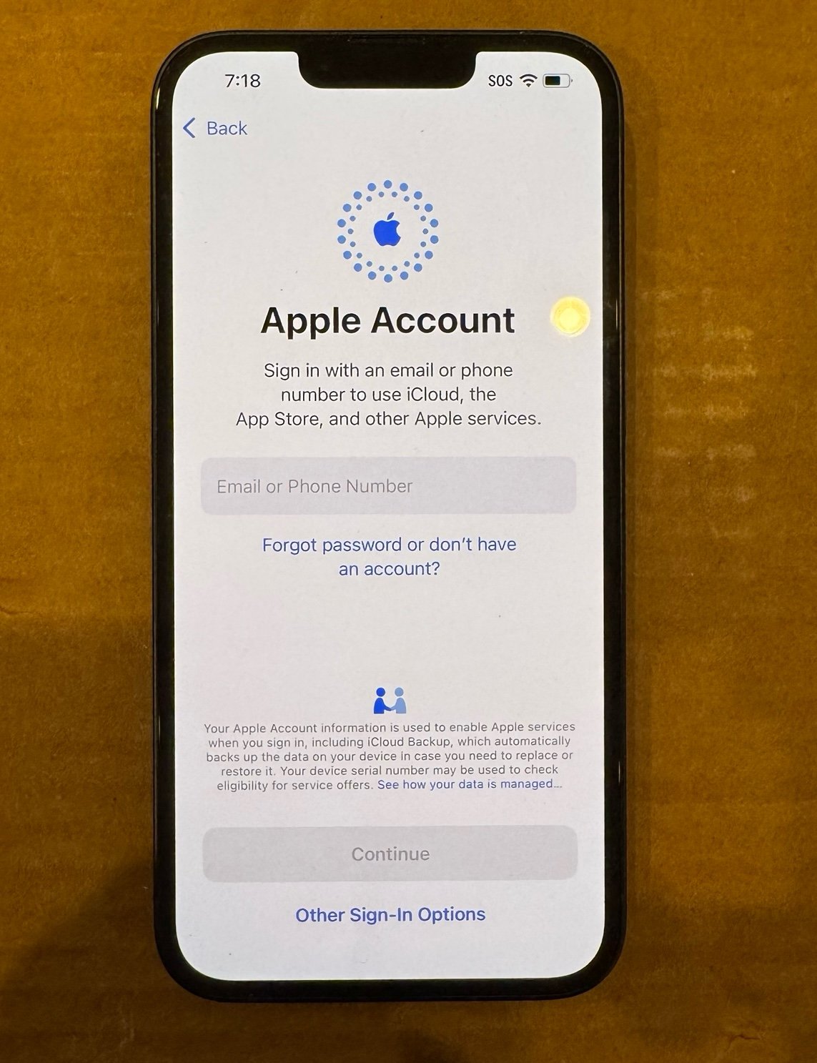 Apple iPhone 14 256gb in Midnight - iCloud & Carrier Unlocked With Otterbox 8J63