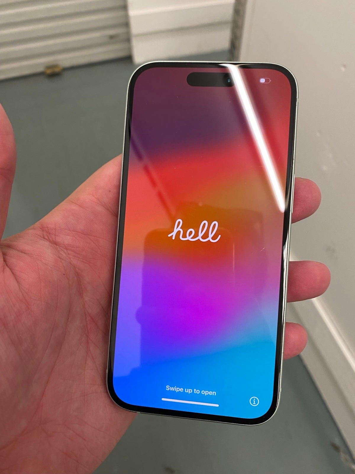 Apple iPhone 15 128GB unlocked green 2L12