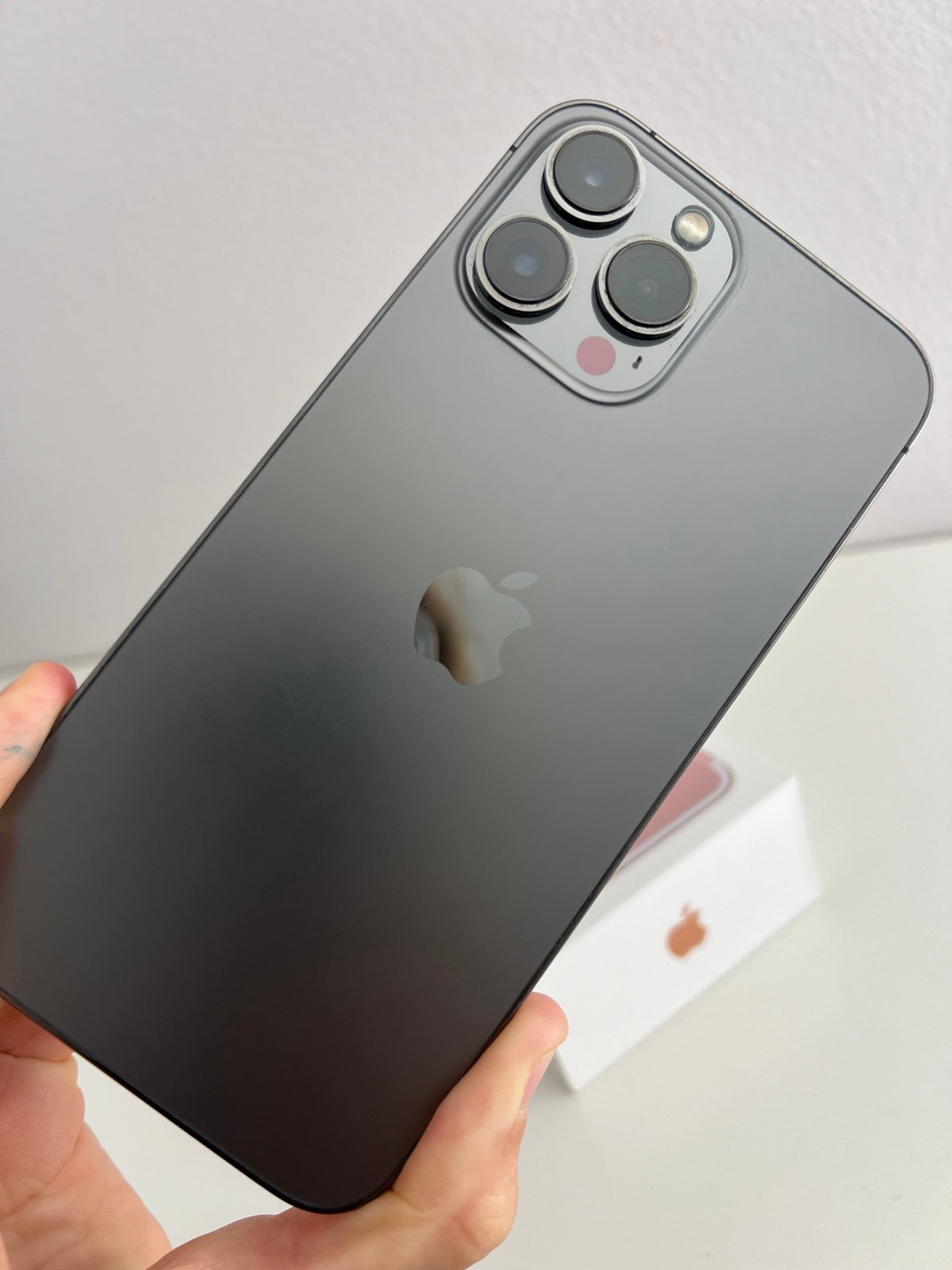 iphone 13 pro max 6S51