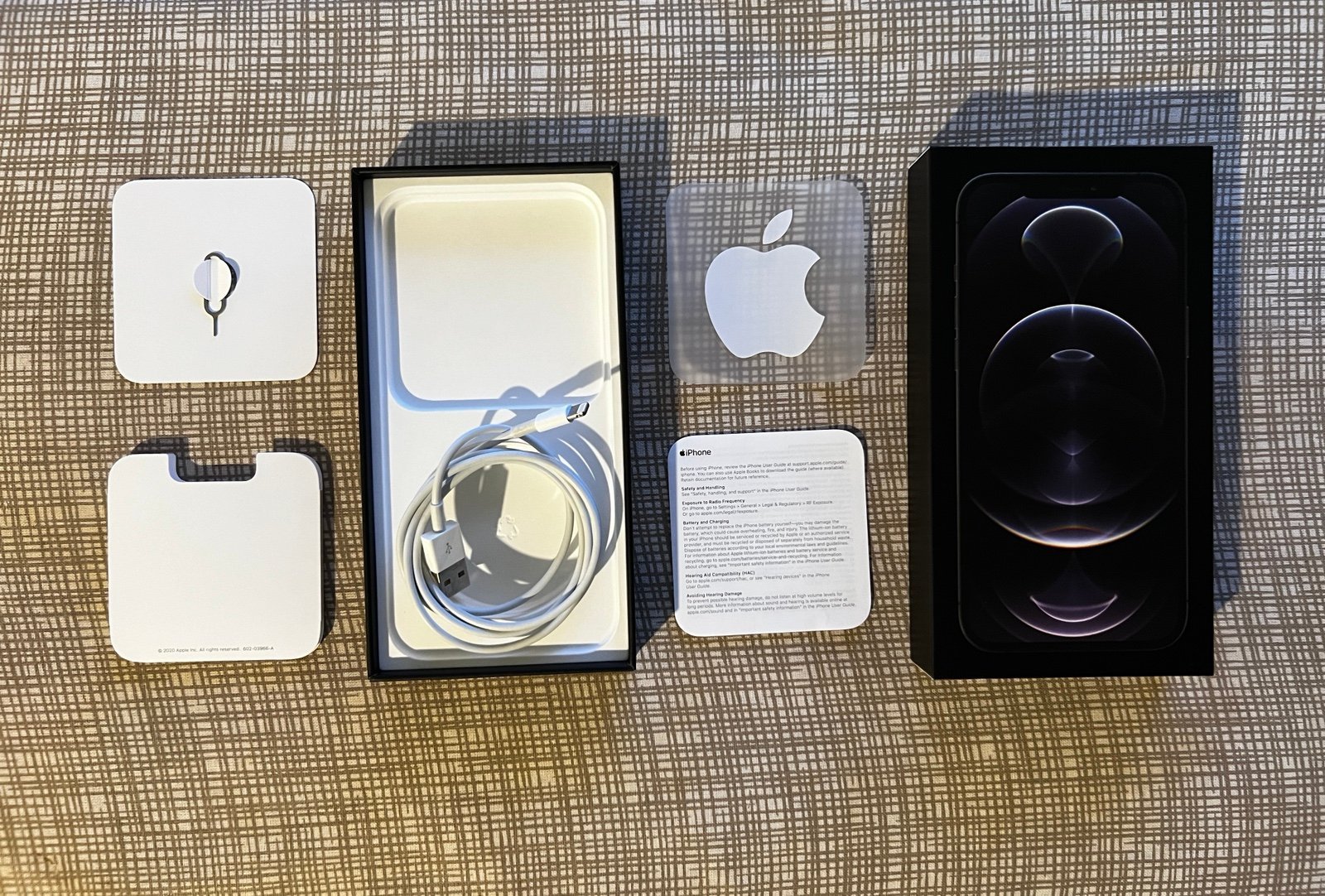 iPhone 12 Pro Max 128 GB UNLOCKED GREAT CONDITION 3E12