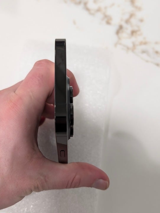 iPhone 14 Pro 1TB - Space Black (Unlocked) 1O18