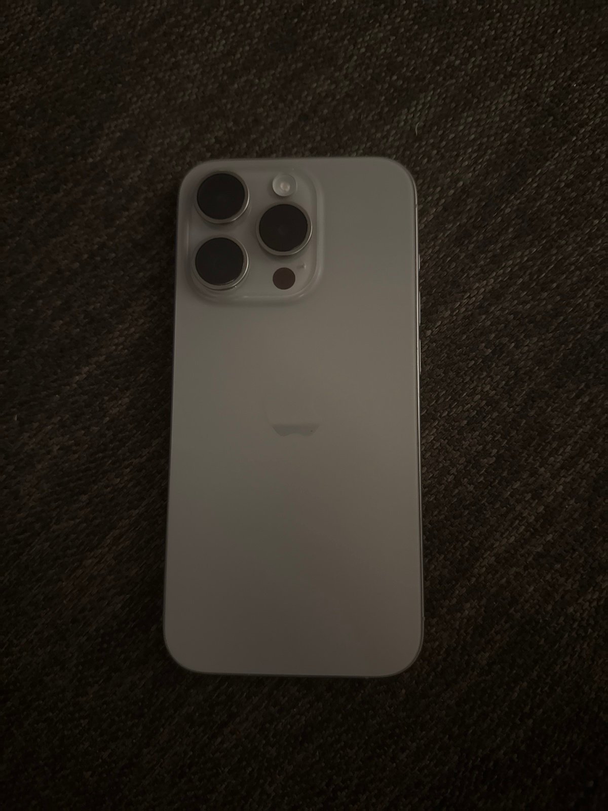 iphone 15 pro 512gb titanium 7G59