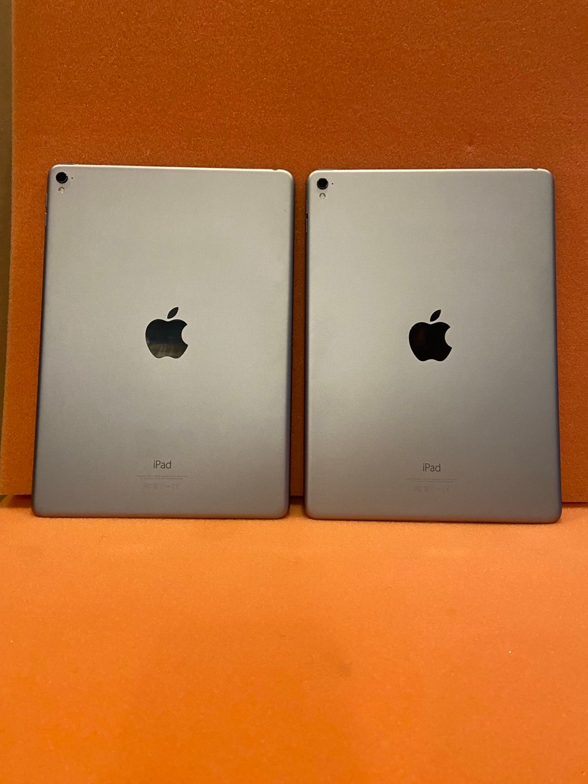 Lot of 2 Apple iPad Pro 1st Gen 9.7” Tablet - 32GB - Newest iOS 16 - Fast Ship 3H89