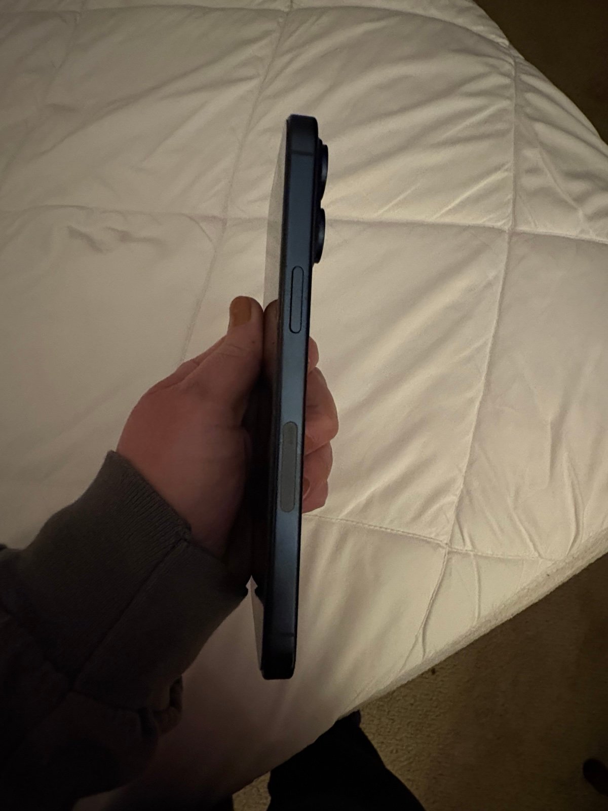 iPhone 15 Pro Max 9W81