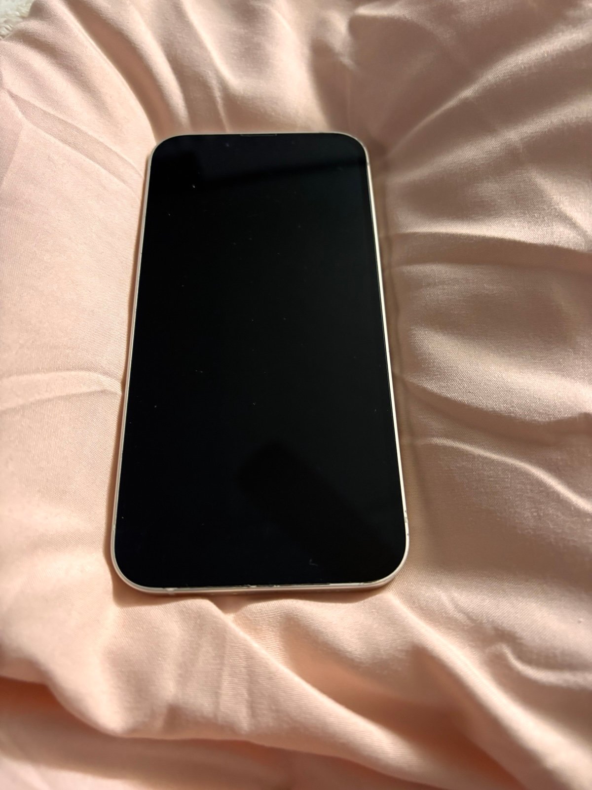 Apple iPhone 14 3C29