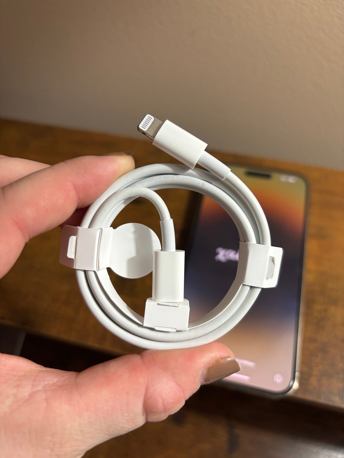 Apple iPhone 14 Pro Max 128 GB in Gold 1X11