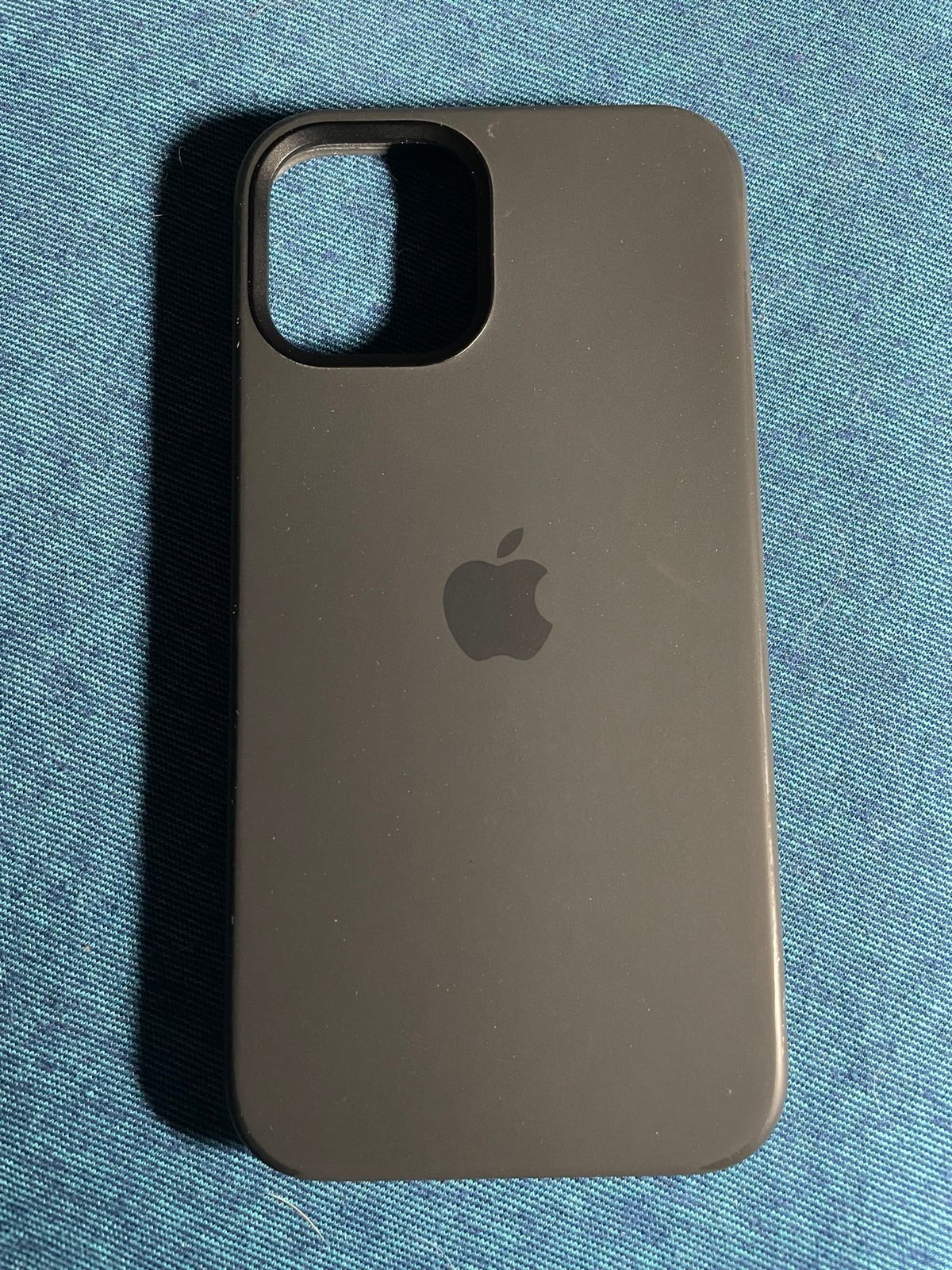 iPhone 12 Pro with Black Case 7P87