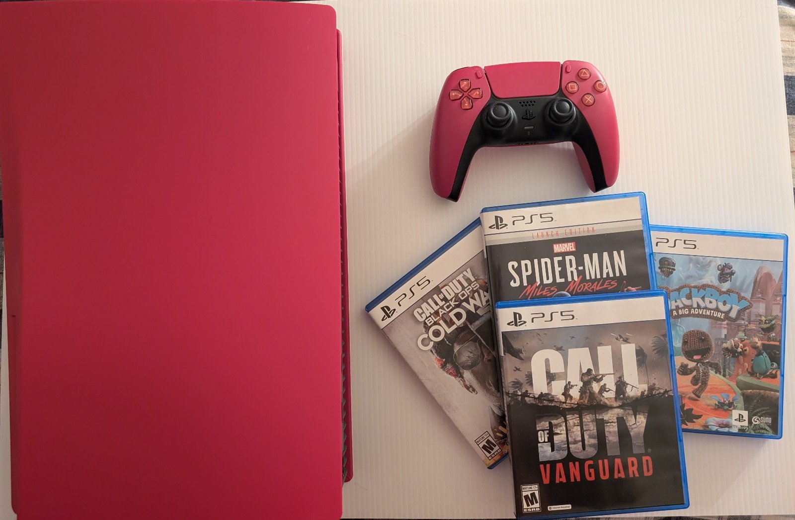 PS5 Console Disc Edition with Red Cover Plates 8H57