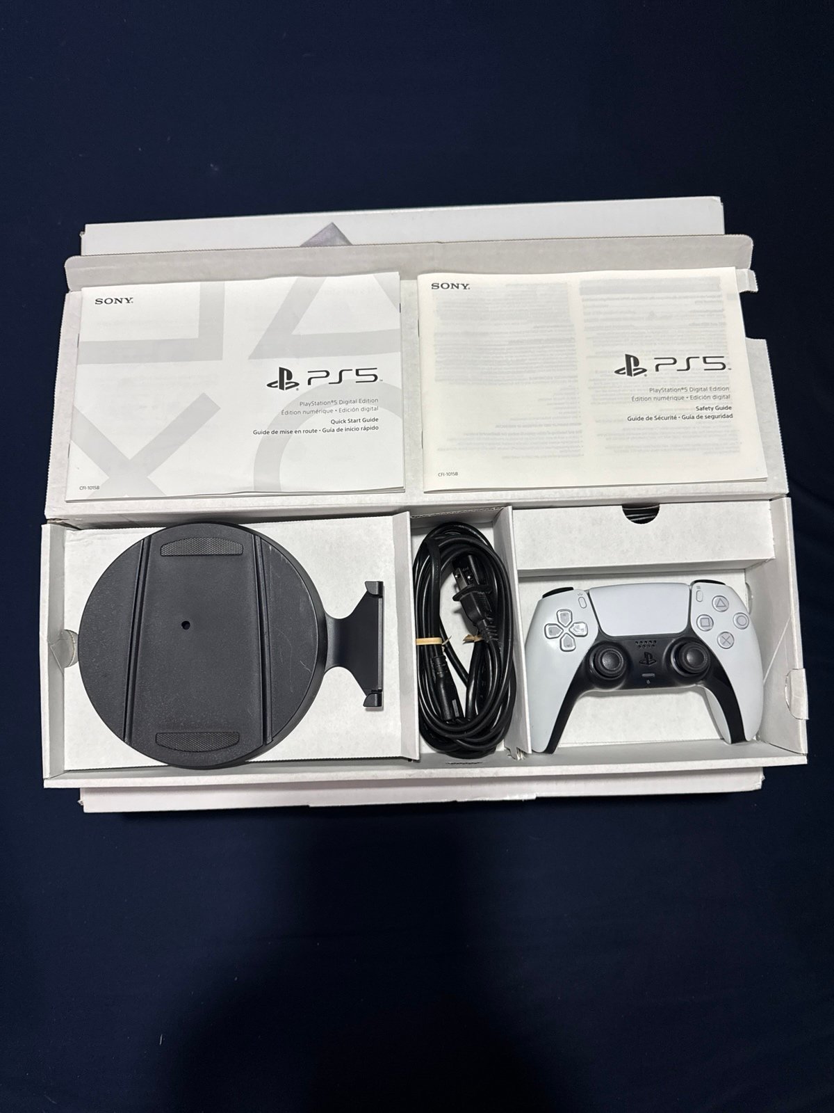 PlayStation 5 Digital Edition Console 8O11