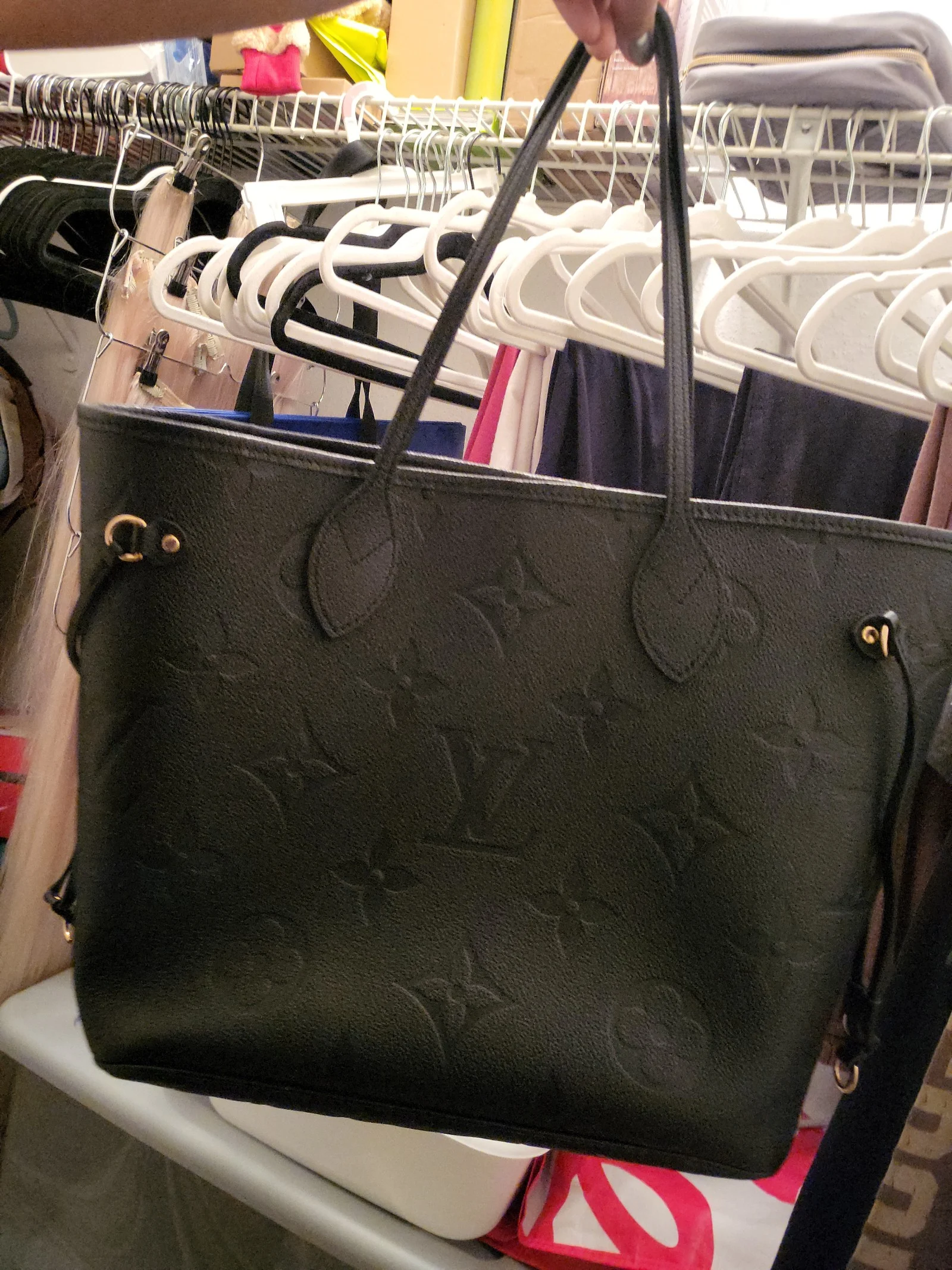 Authentic Louis vuitton neverfull mm black empreinte leather