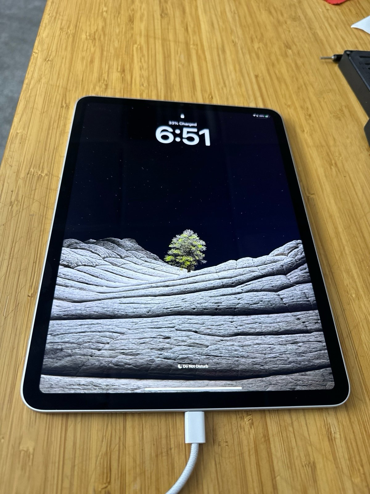 Apple iPad Pro 4th Generation 128 GB in Silver 5Z66