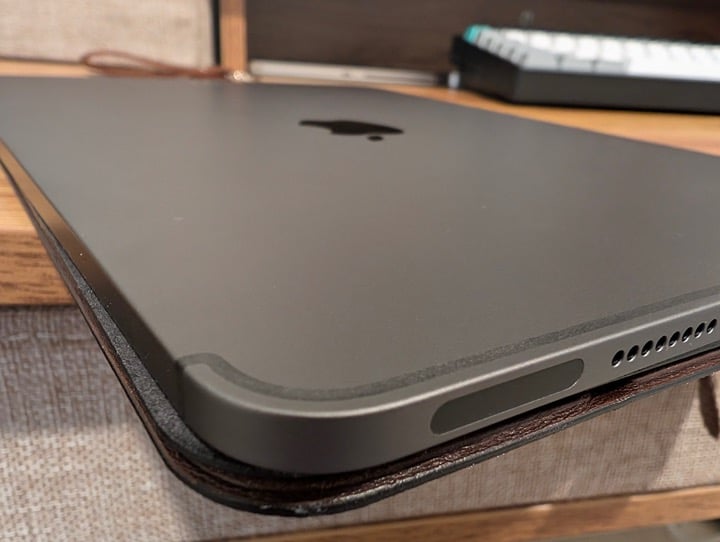 iPad Pro M1 (11-inch) (3rd generation) 512GB Storage Cellular (Unlocked)/ Wifi 6M23