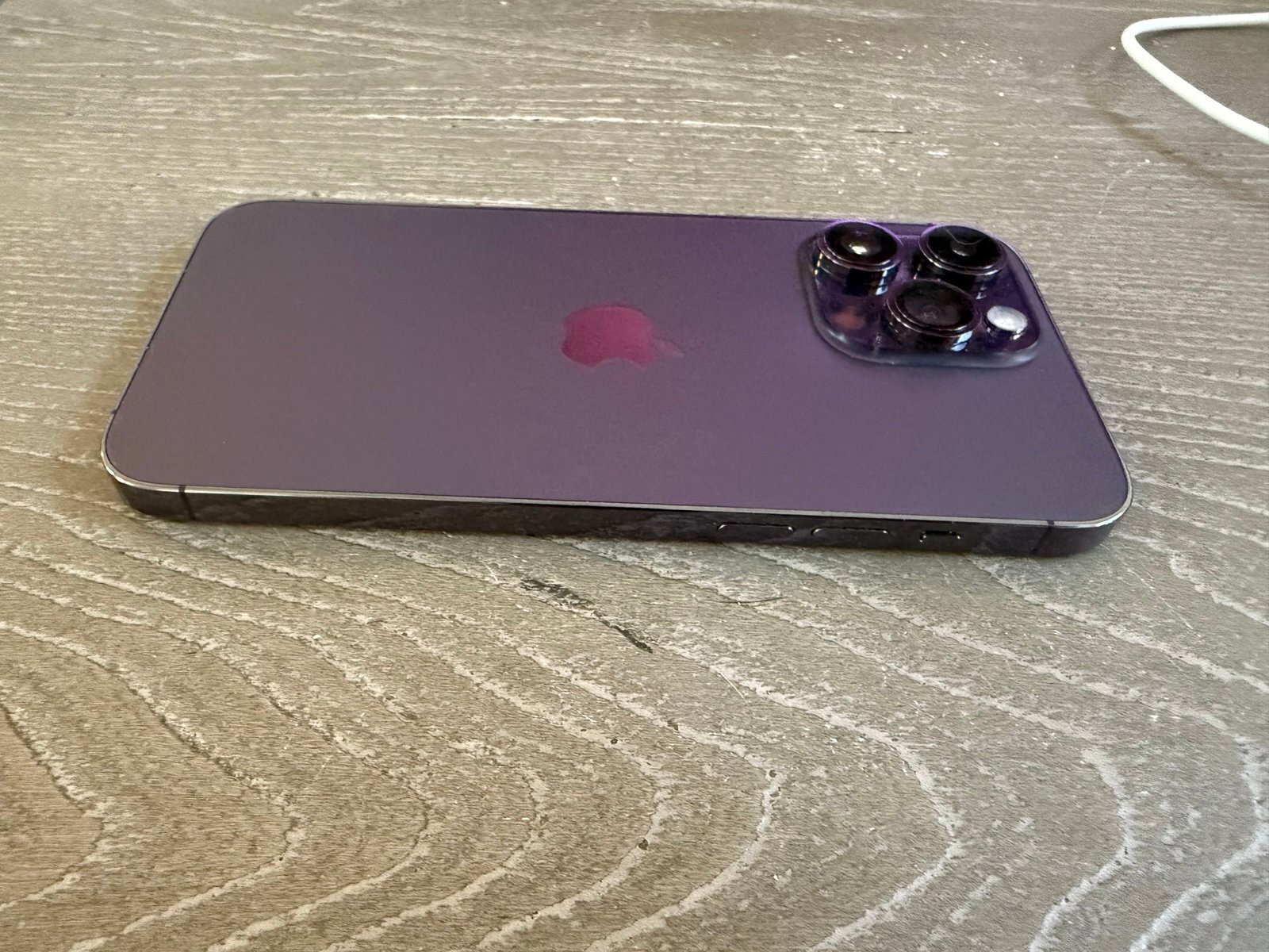UNLOCKED Apple iPhone 14 Pro Max 256 GB Deep Purple MQ8W3LL/A Used 6V19