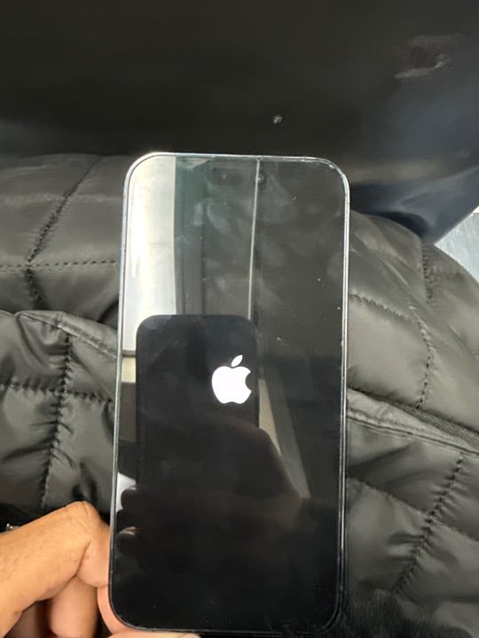 iPhone 14 Pro max 7B85