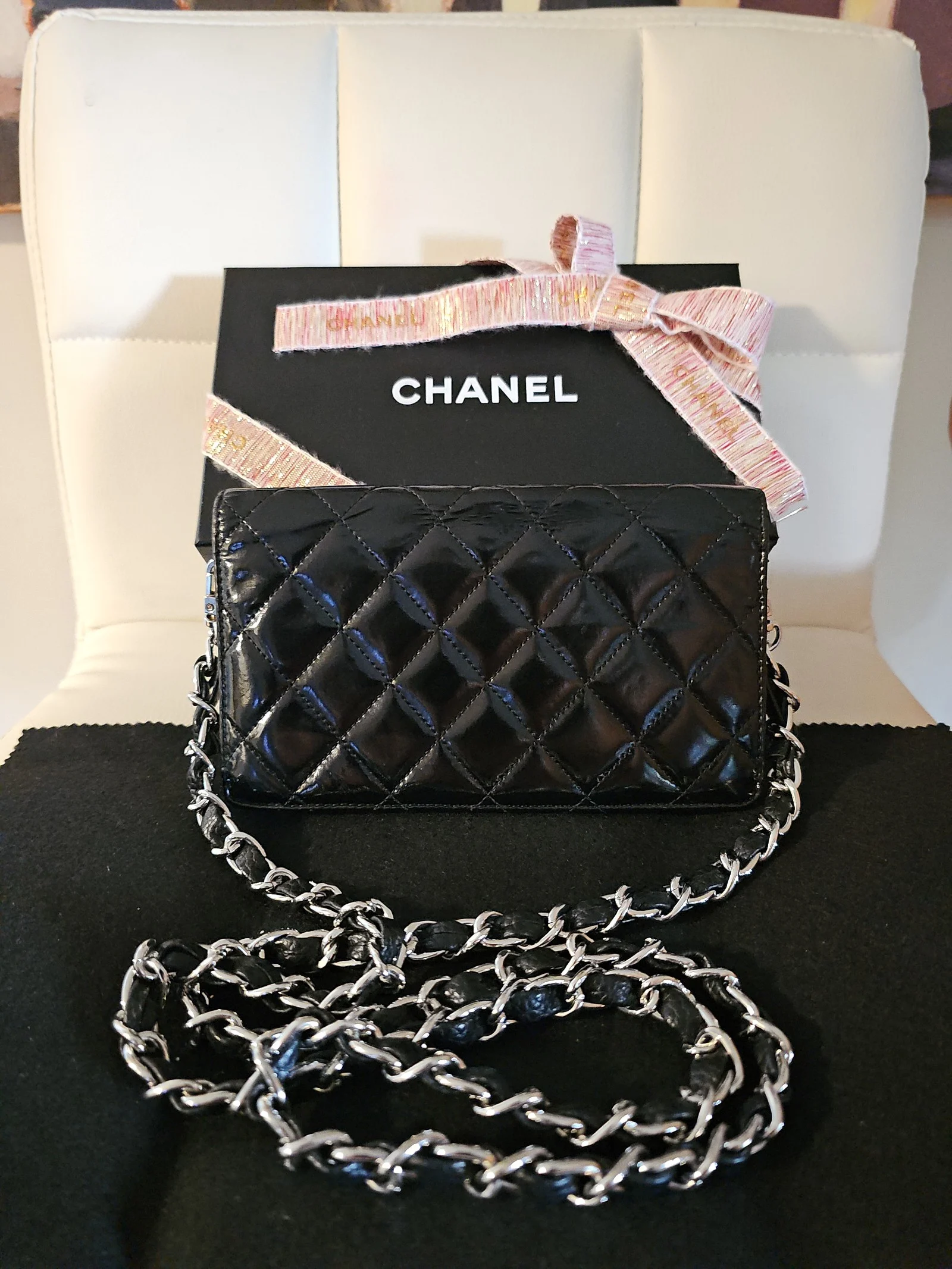 CHANEL Black Patent Leather Matelasse Wallet