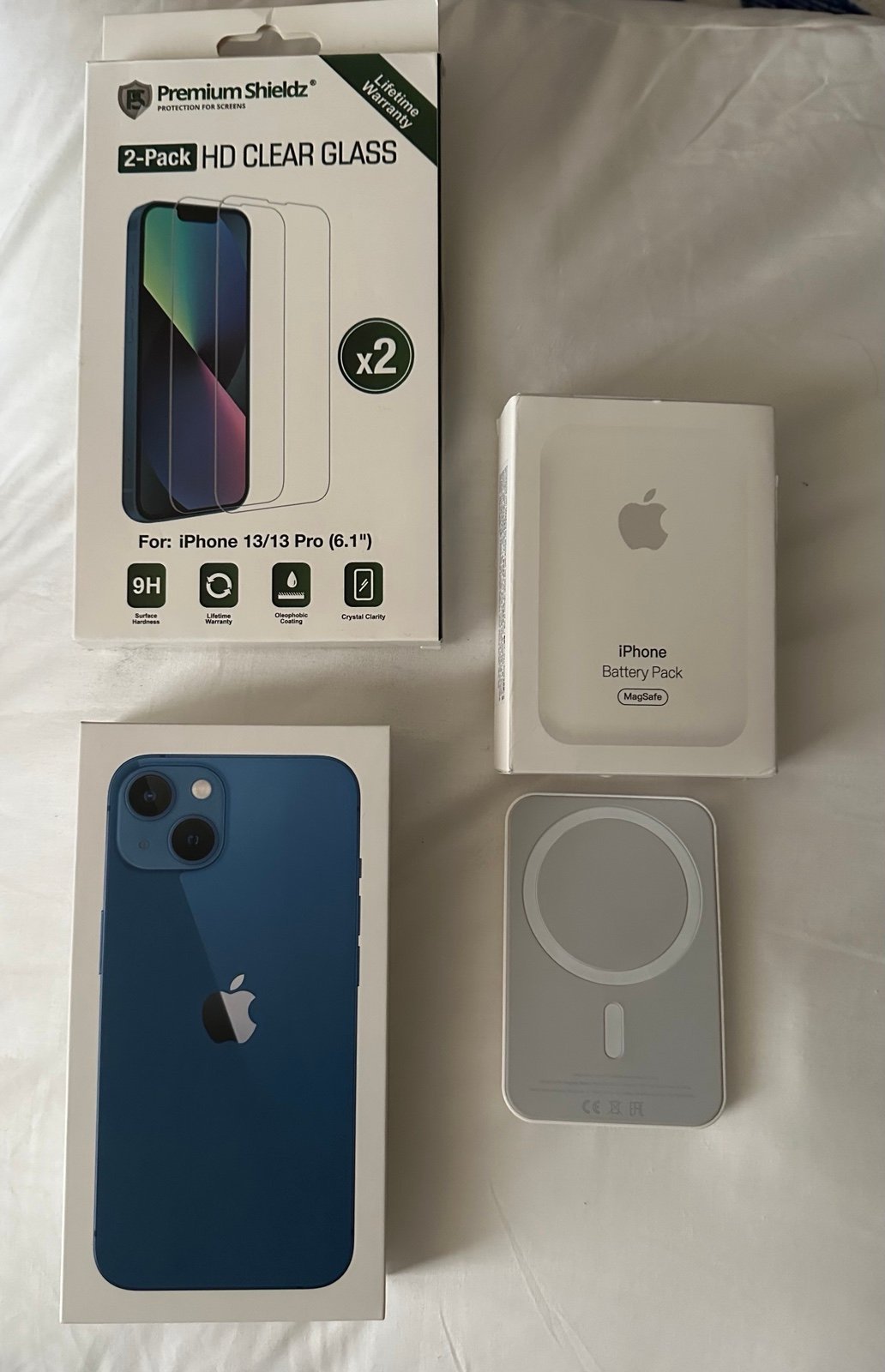 Apple iPhone 13 128 GB in Blue for Unlocked 5H27