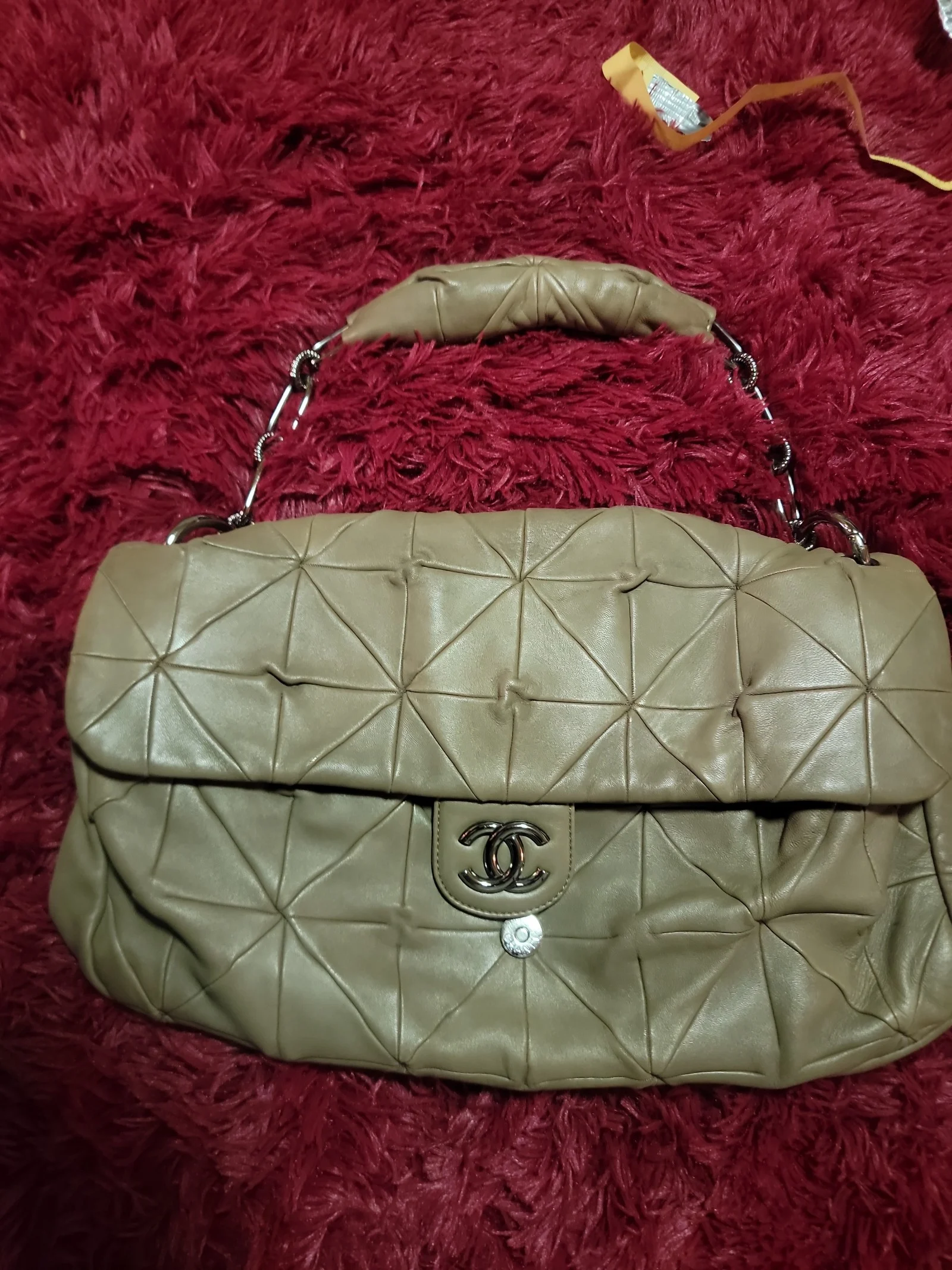 Chanel single flap quilted lambskin shoulder bag
