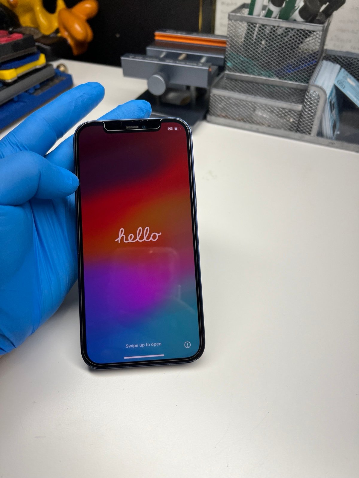 Apple iPhone 12  Unlocked 1W37