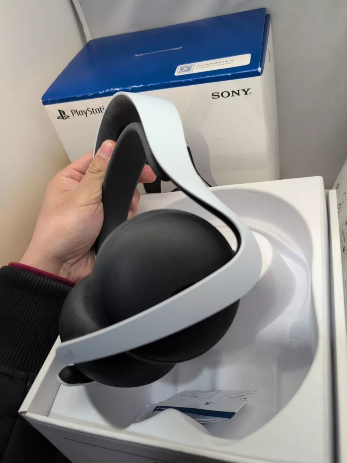 PS5 slim disc with Pulse Elite Headset 1J32