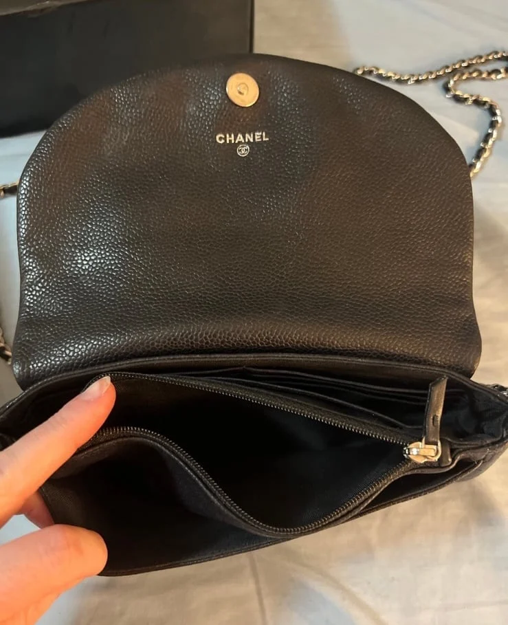EUC Chanel cross body!