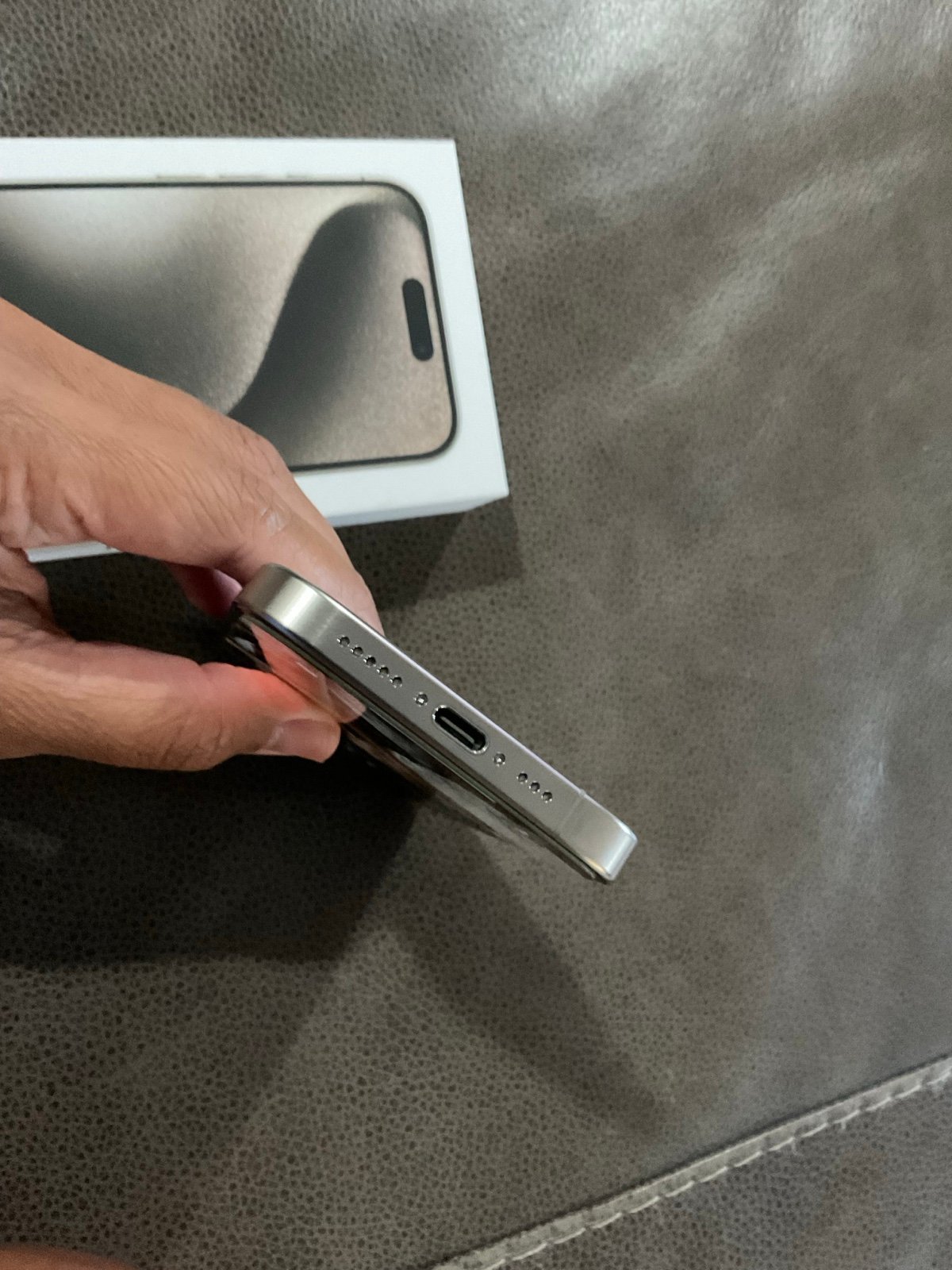 Unlocked iPhone 15 pro 128gb 7S39