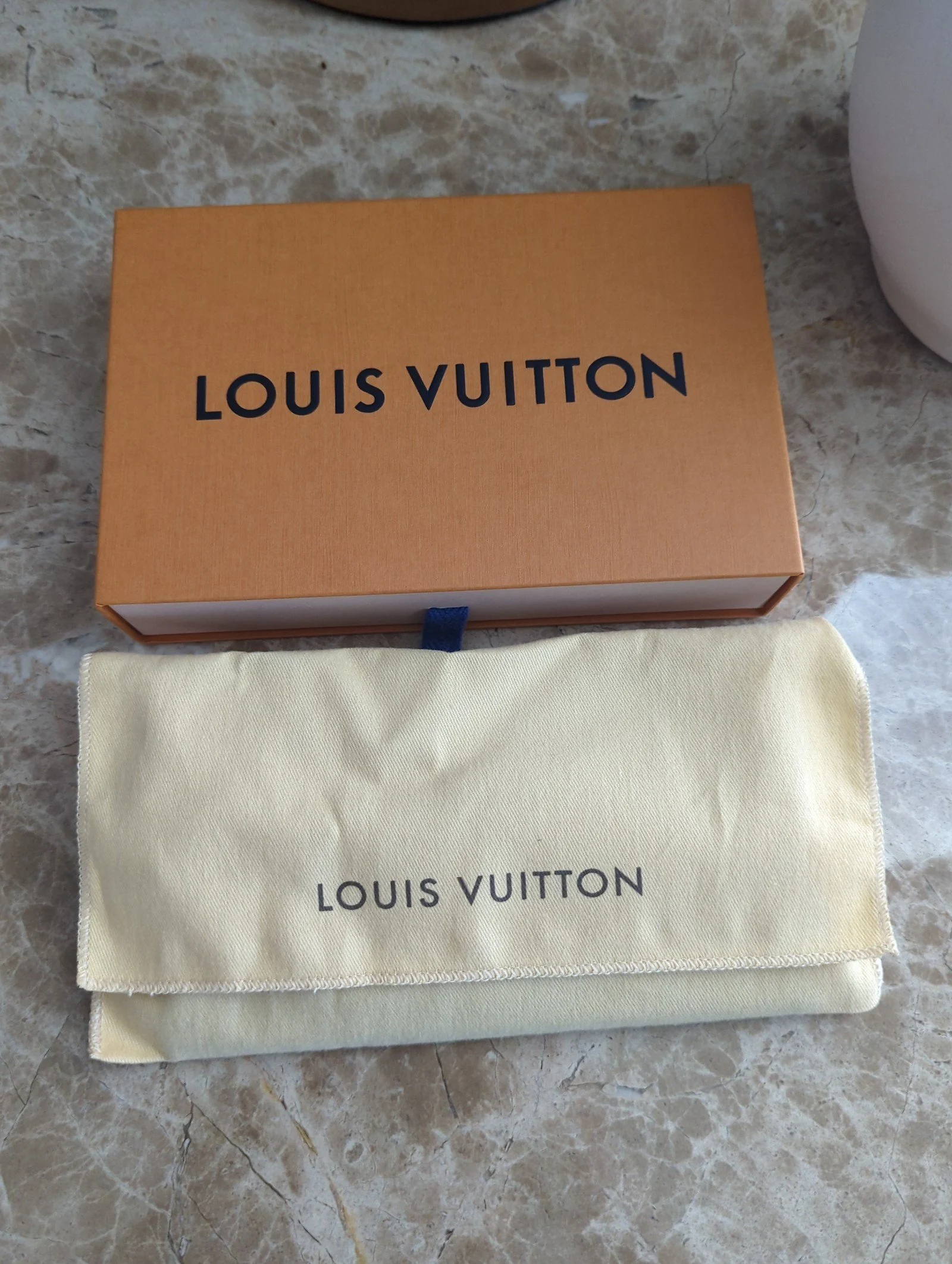 Louis Vuitton Emilie Monogram Bloom Flower Wallet