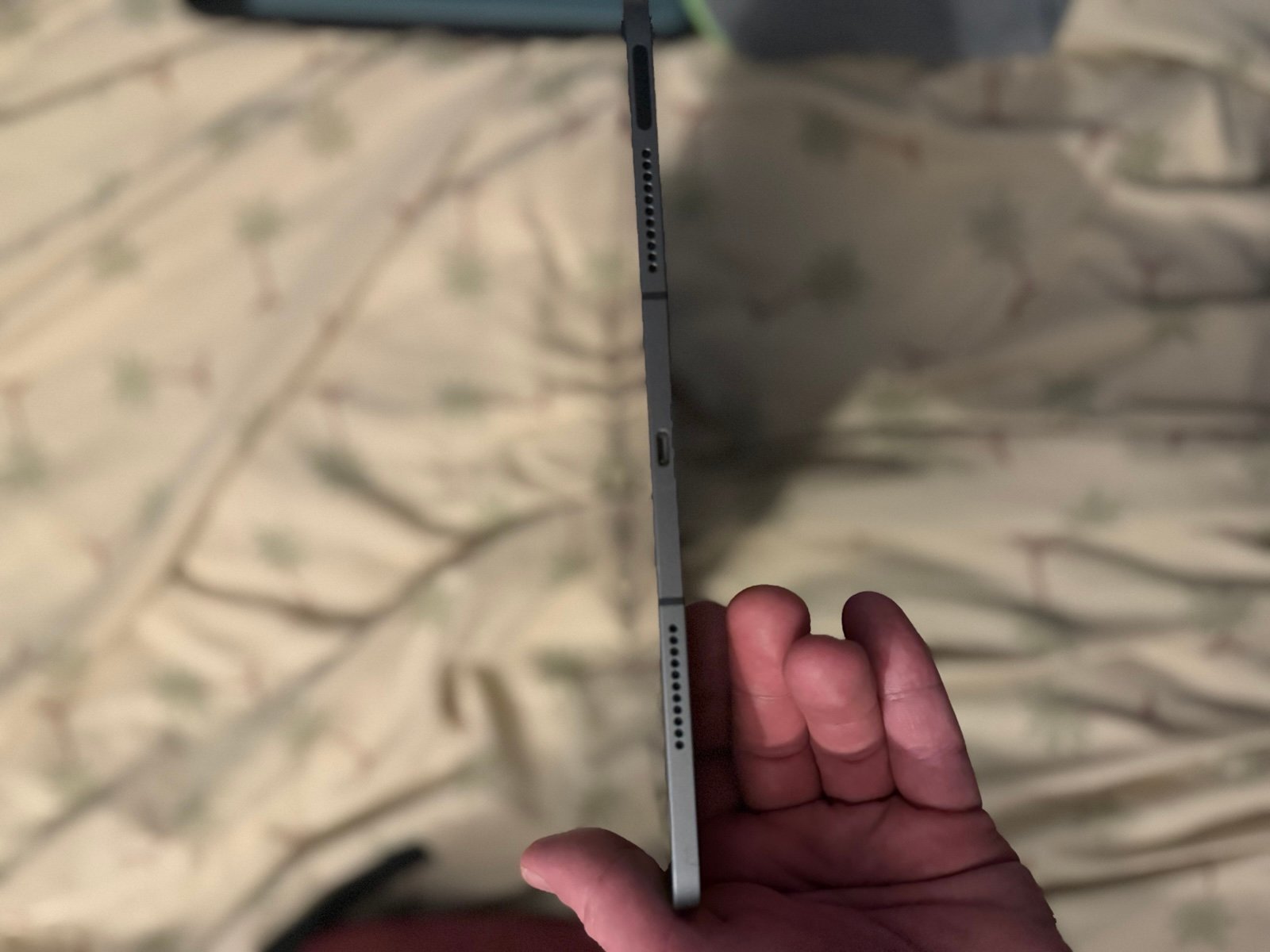 iPad Pro 12.9 128gb 5th Generation WiFi + Cellular Verizon 2T99