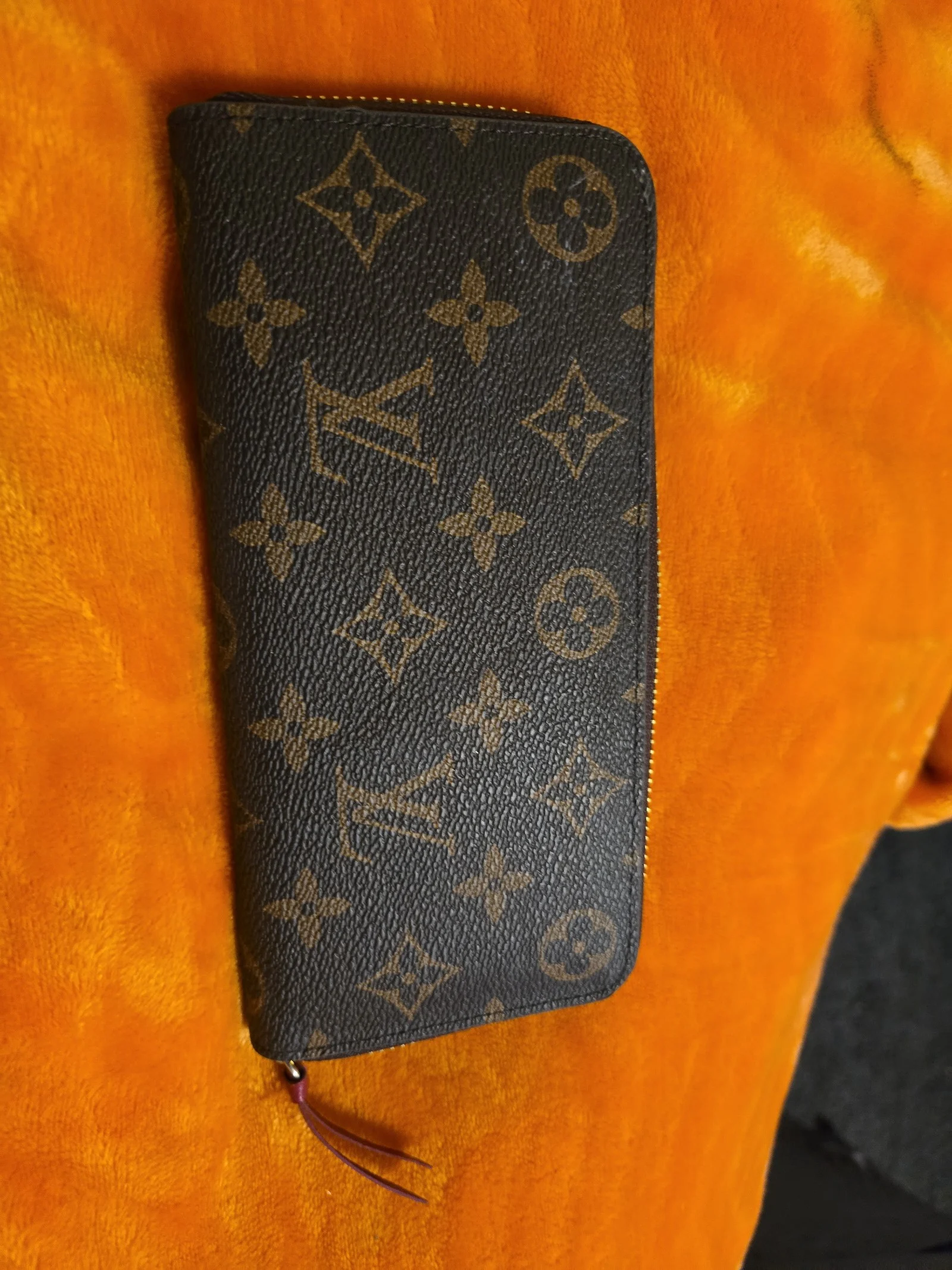 Louis Vuitton LV Zippy Wallet Purse Monogram Fuchsia M60742