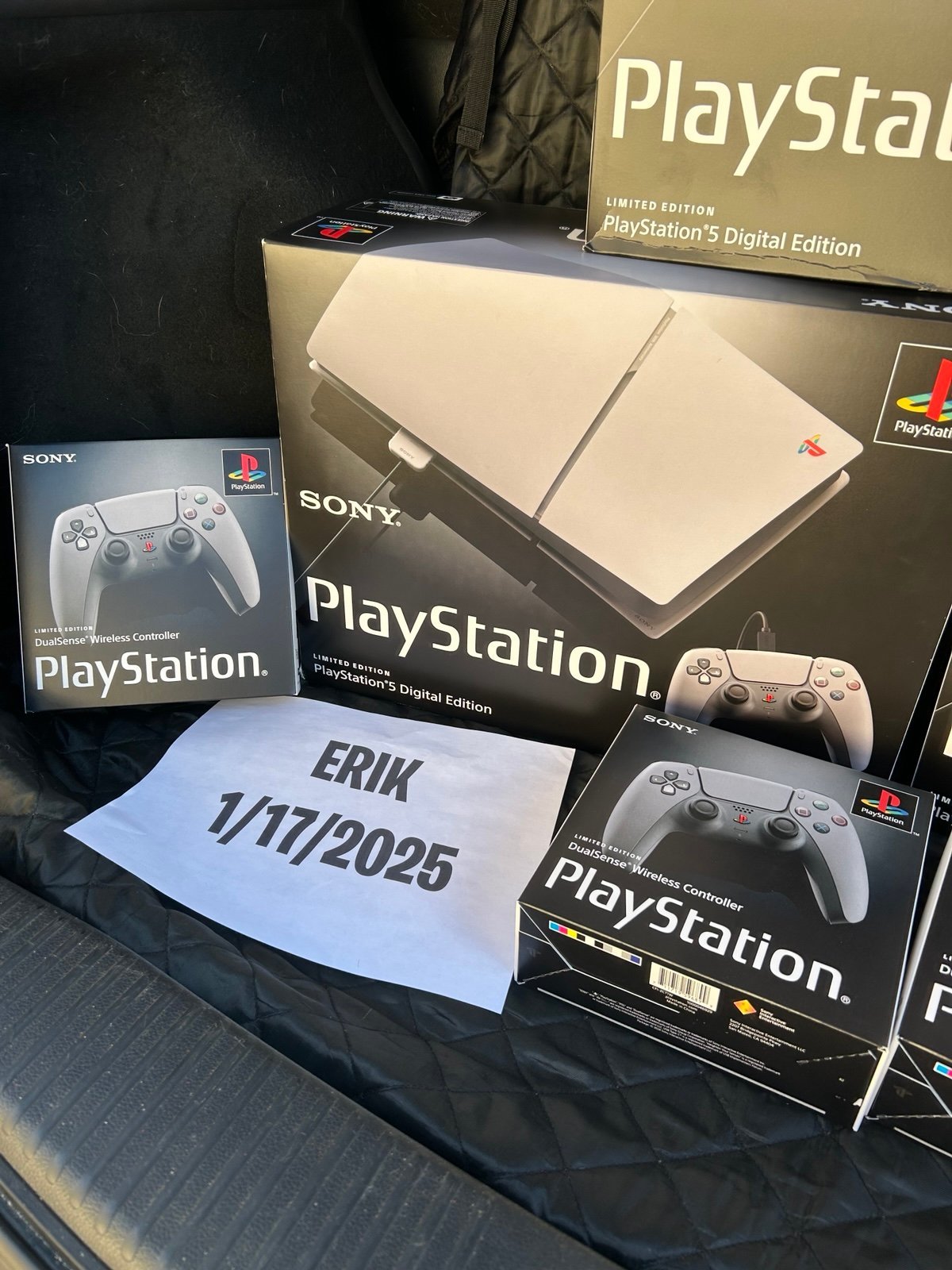 PlayStation 5 Digital Edition - 30th Anniversary Limited Edition 2H22