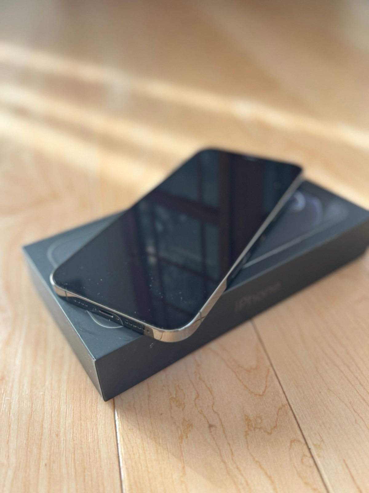 Apple iPhone 12 Pro Max Graphite 256GB Unlocked 7C68