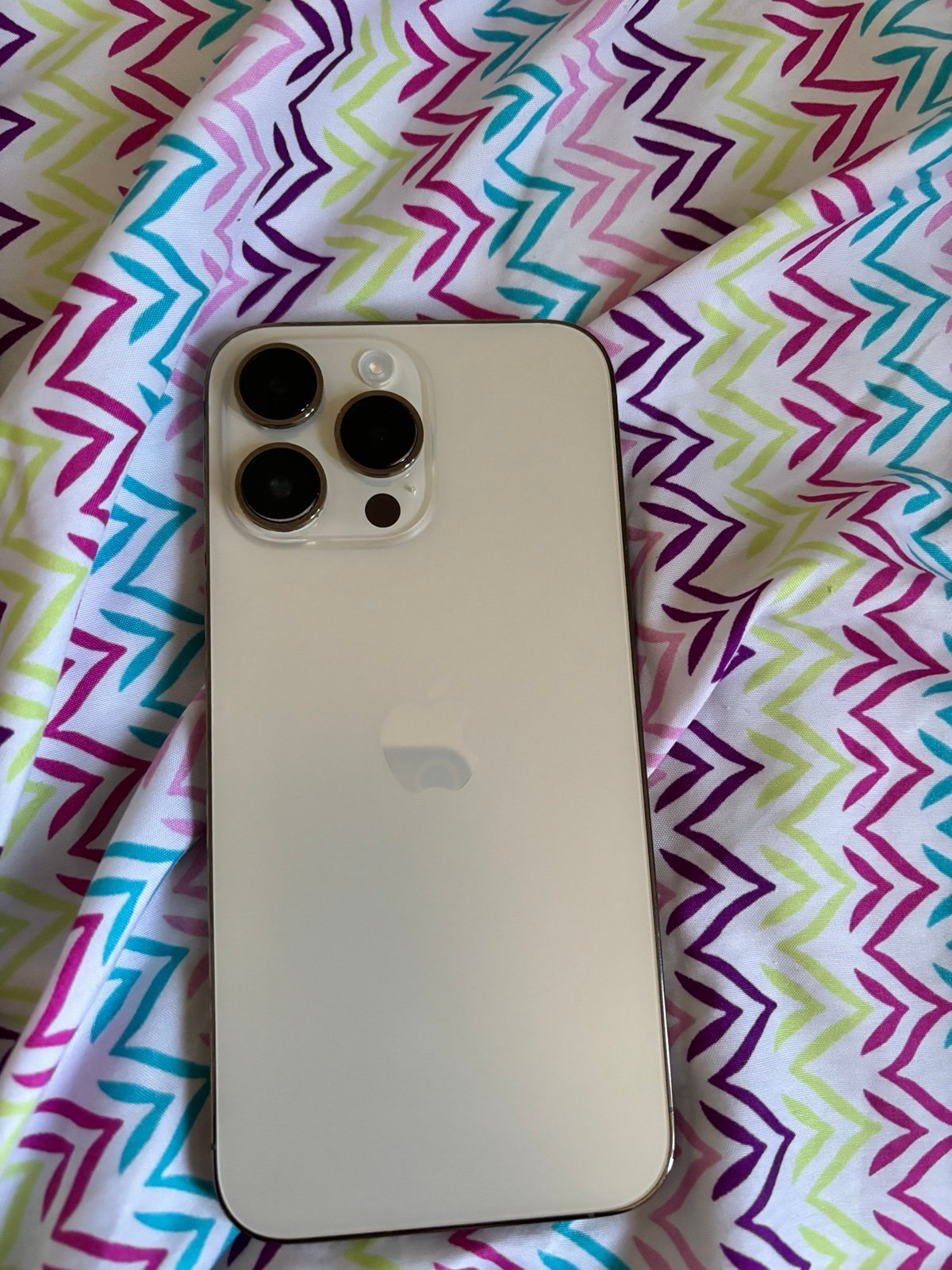 Apple iPhone 14 Pro Max 256 GB in Gold for Verizon 3J81