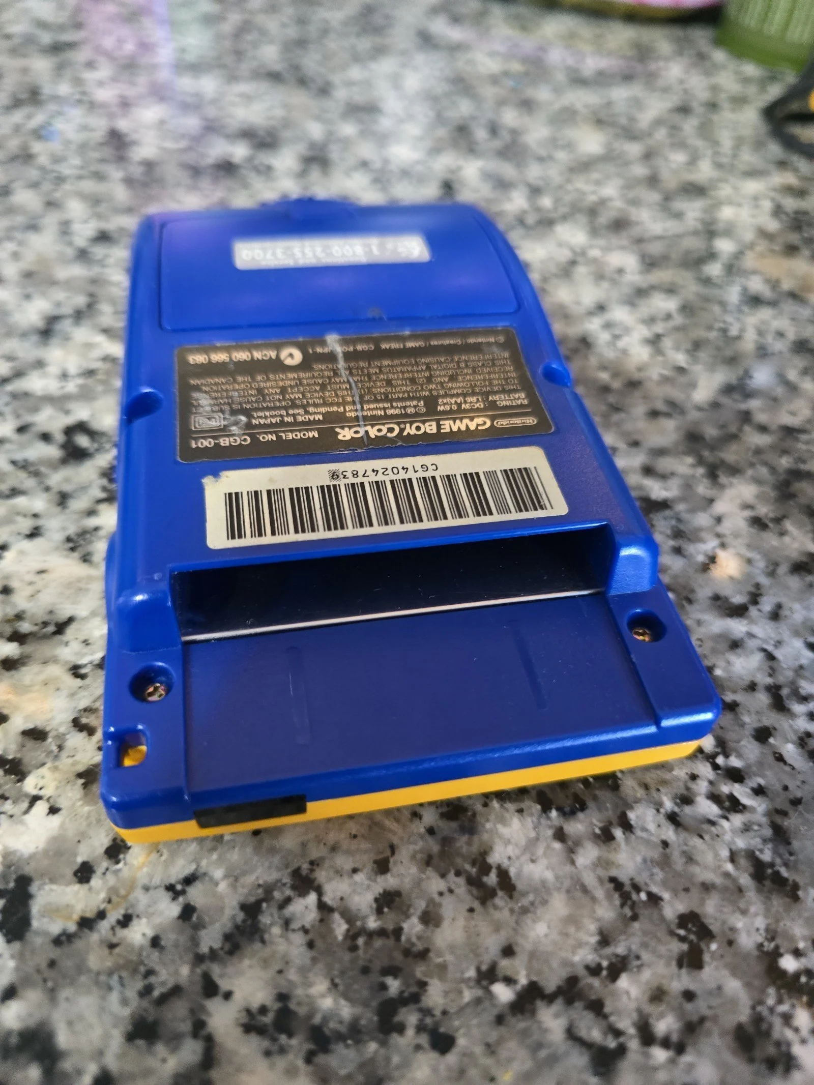 Nintendo 64 & Gameboy color POKÉMON EDITION bundle.