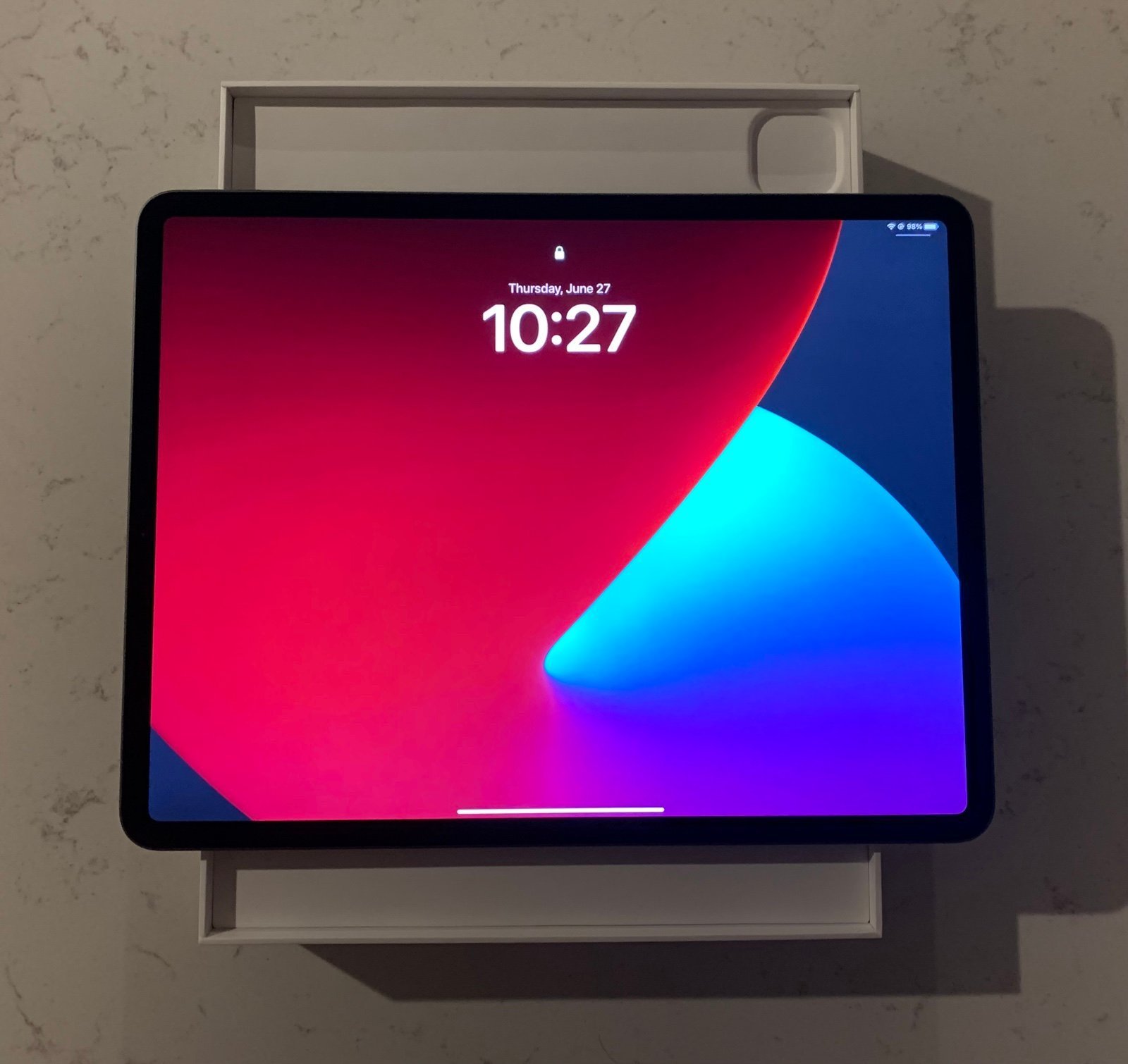 iPad Pro 12.9 Inch 128GB Space Gray Like New! 9M18