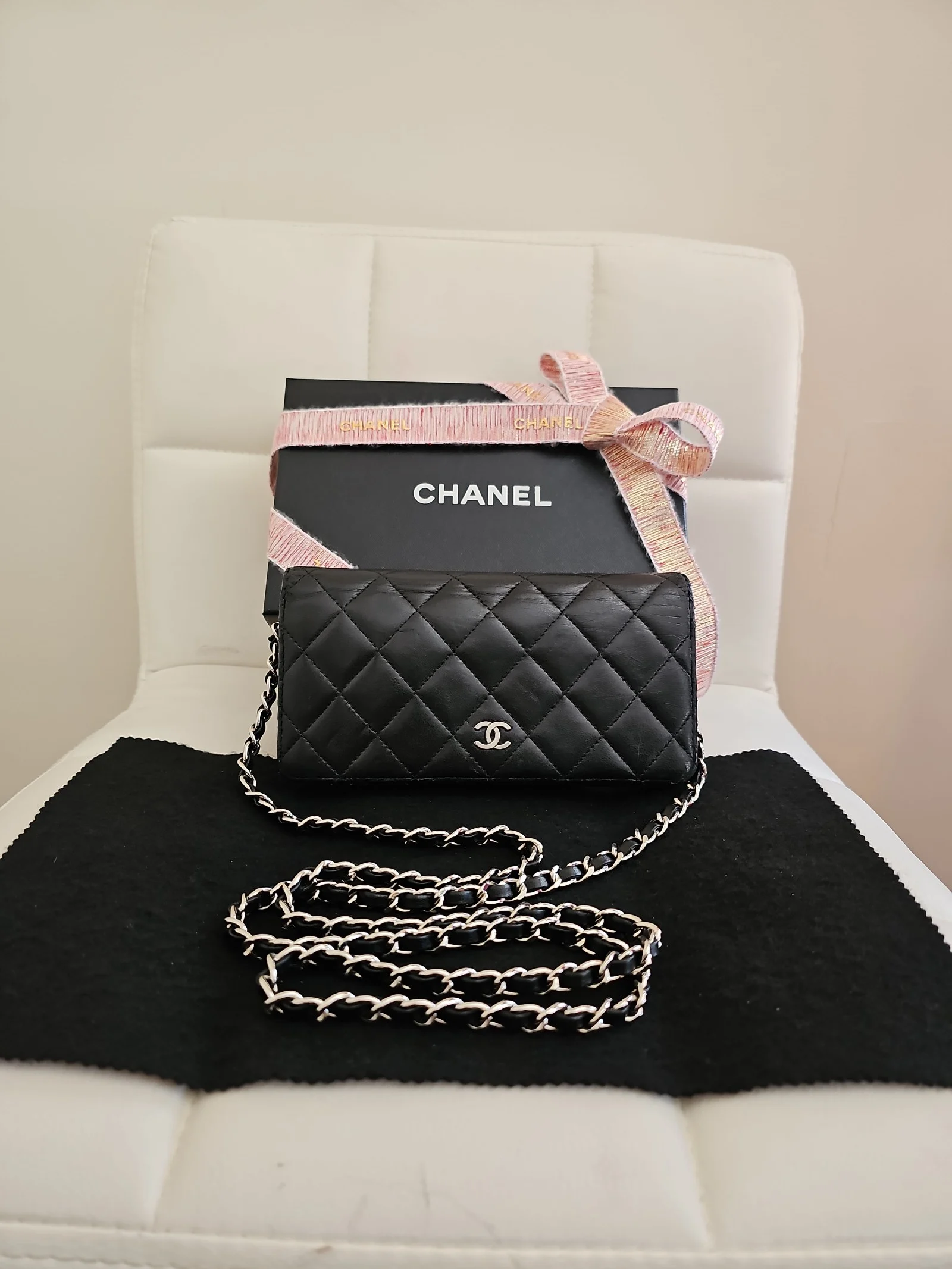 CHANEL Black Lambskin Quilted Wallet